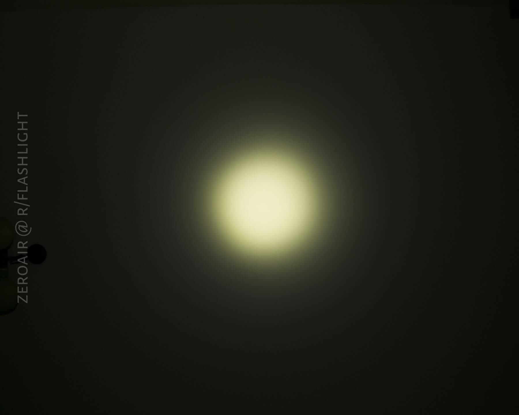 BTU PK26 flashlight beamshots on ceiling