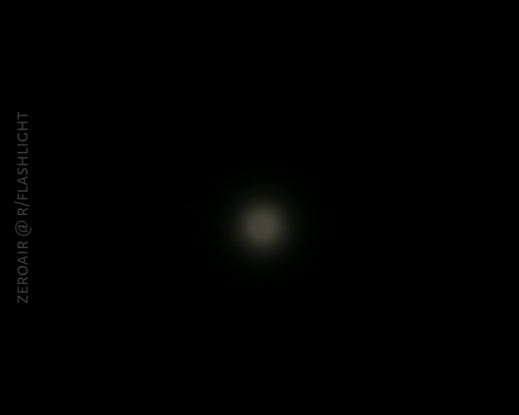 Eagle Eye X7 flashlight beamshots on ceiling