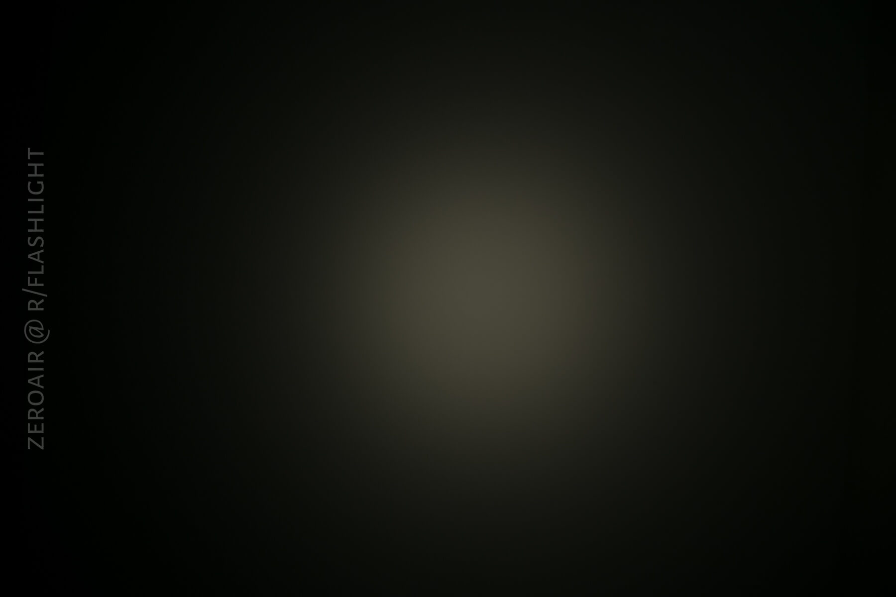 Zebralight SC600FD MK III Plus beamshots on ceiling