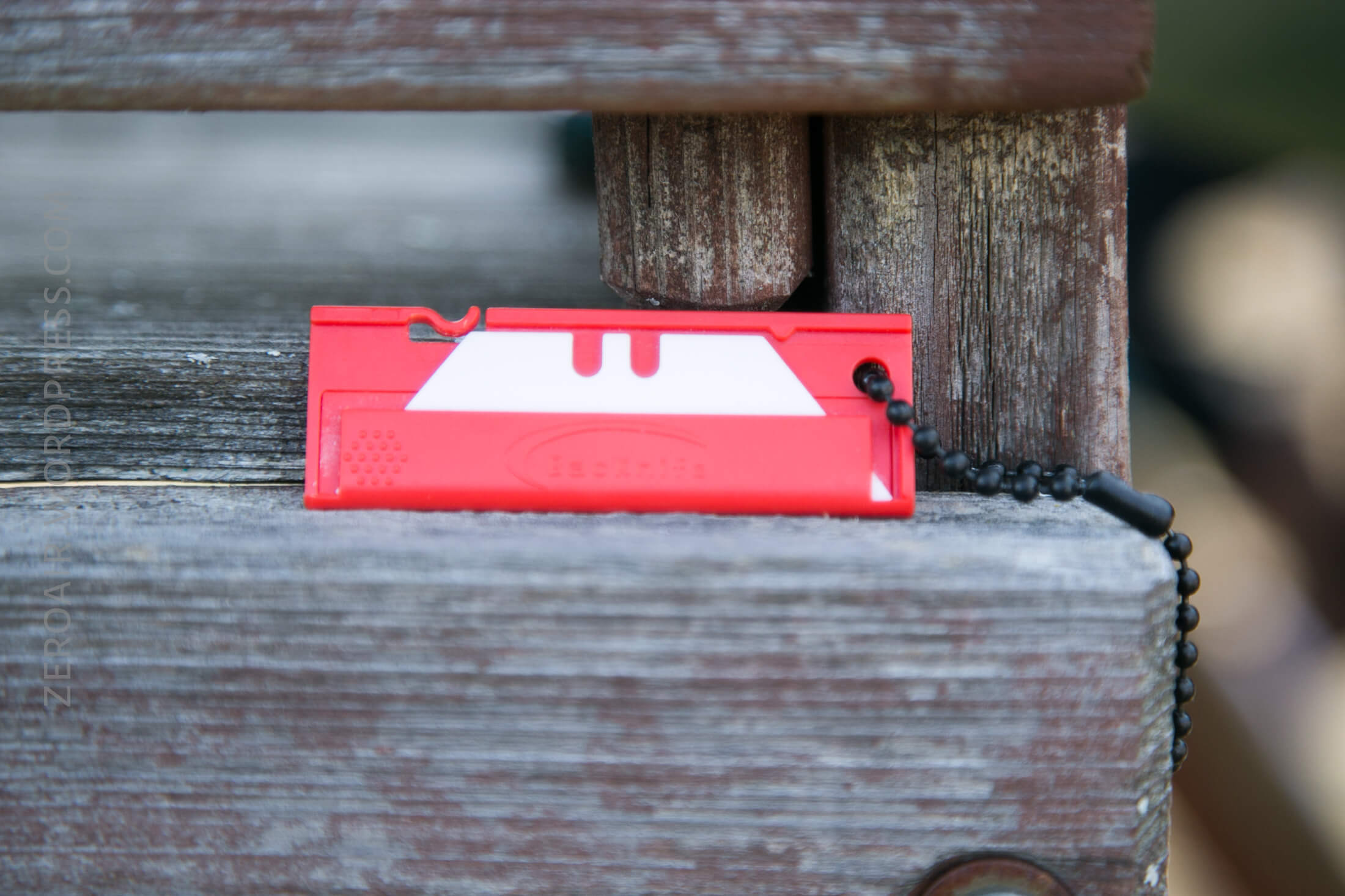 Backnife EDC Ceramic Micro Knife Review ZeroAir Reviews