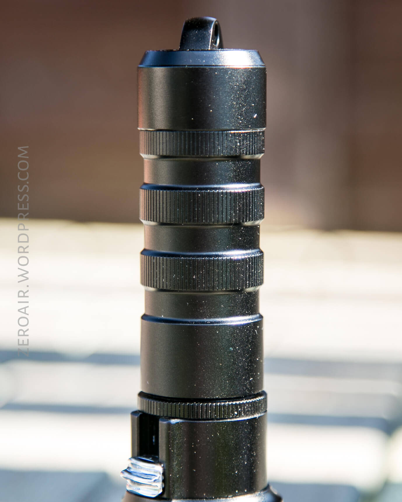 Zeroair Reviews Xtar D06 1600 Dive Light