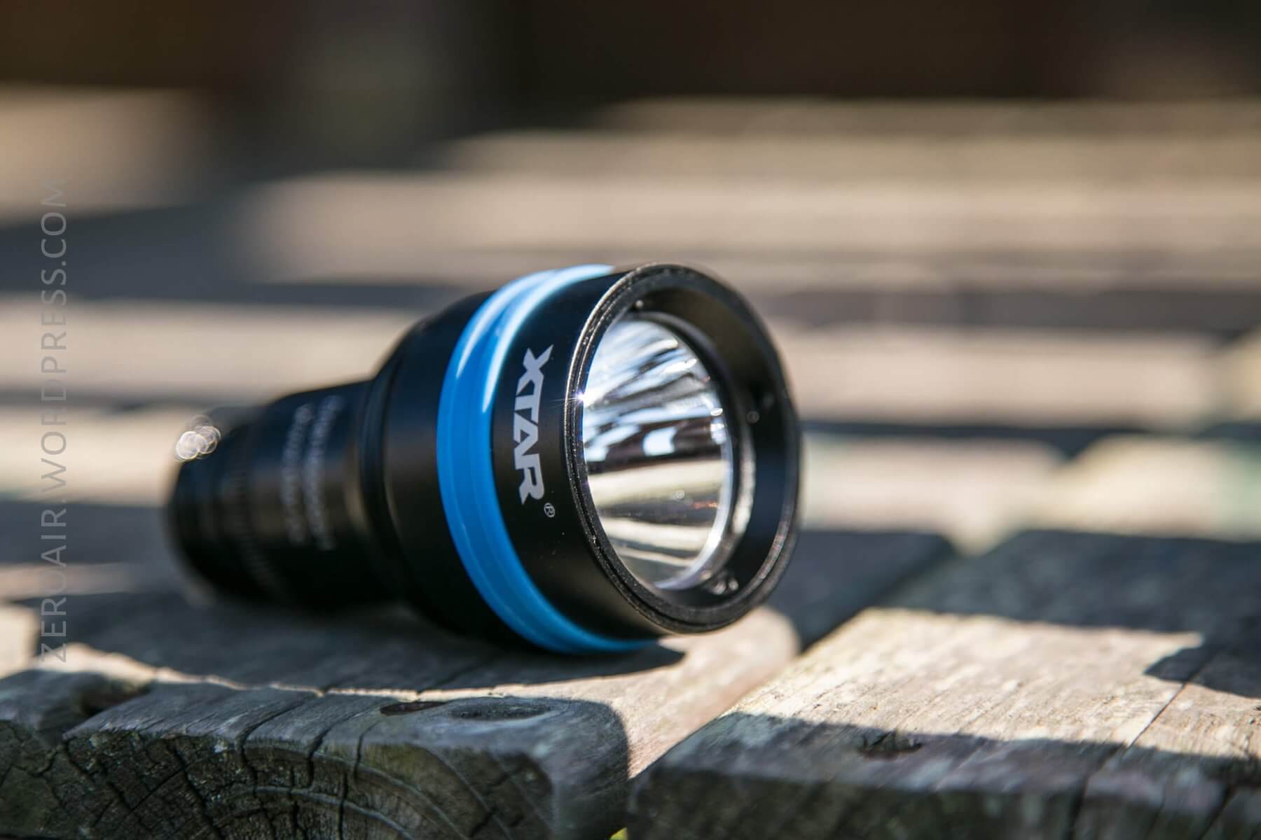 Zeroair Reviews Xtar D06 1600 Dive Light