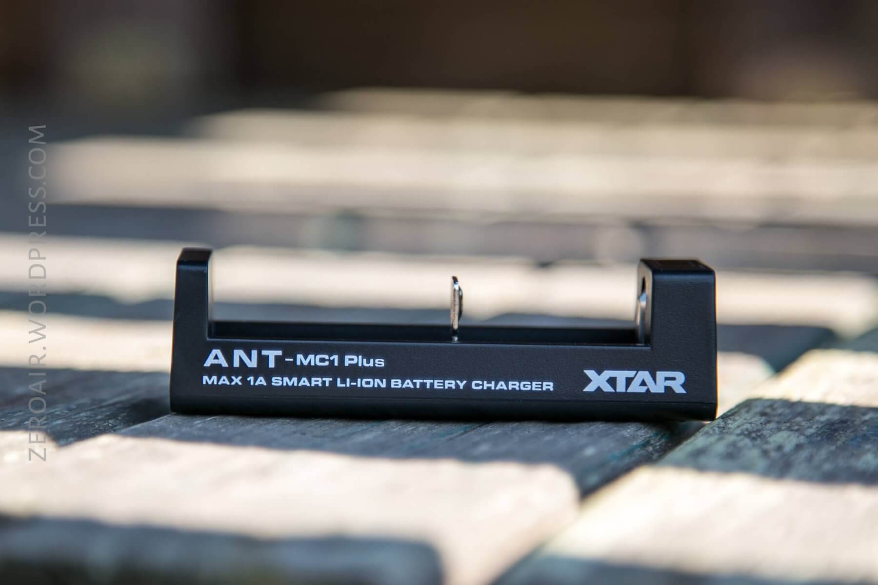 Zeroair Reviews Xtar D06 1600 Dive Light