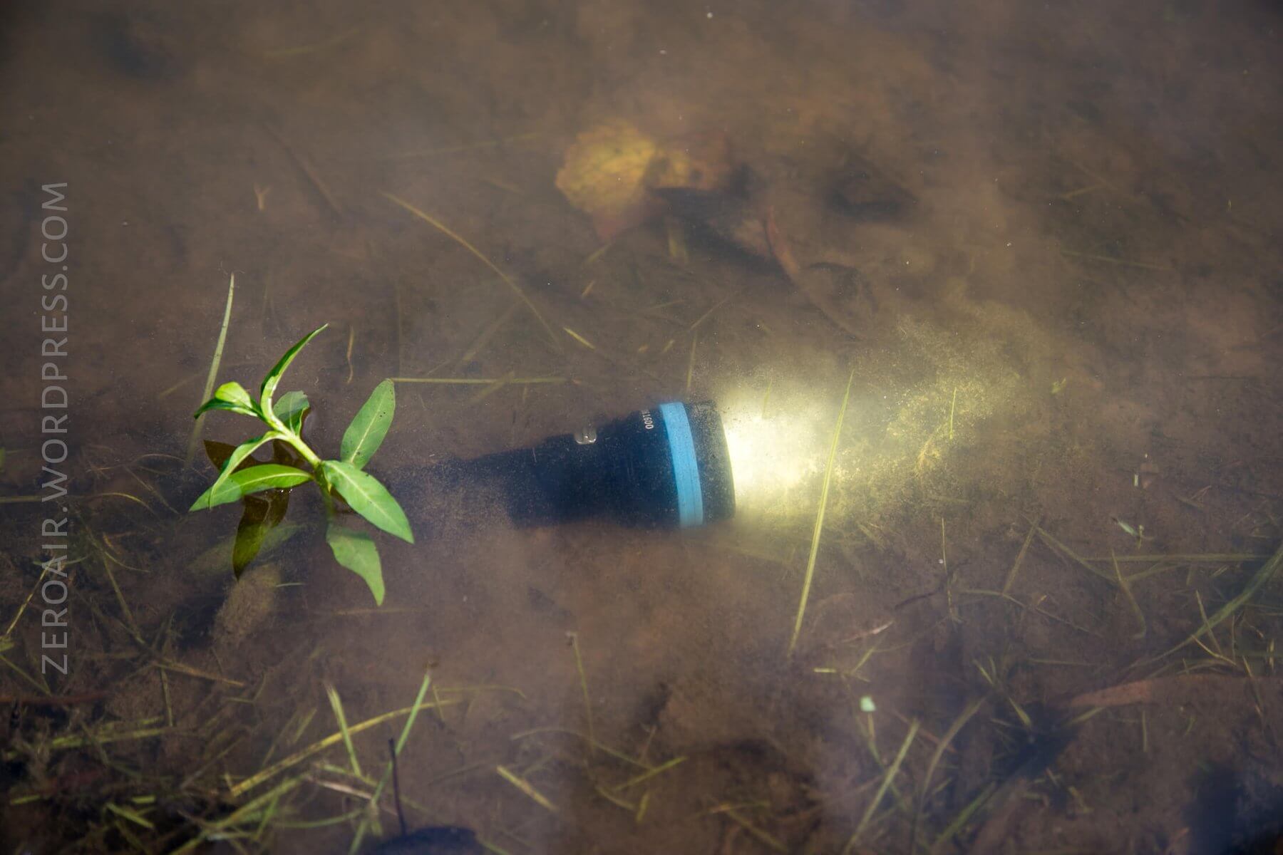 Zeroair Reviews Xtar D06 1600 Dive Light