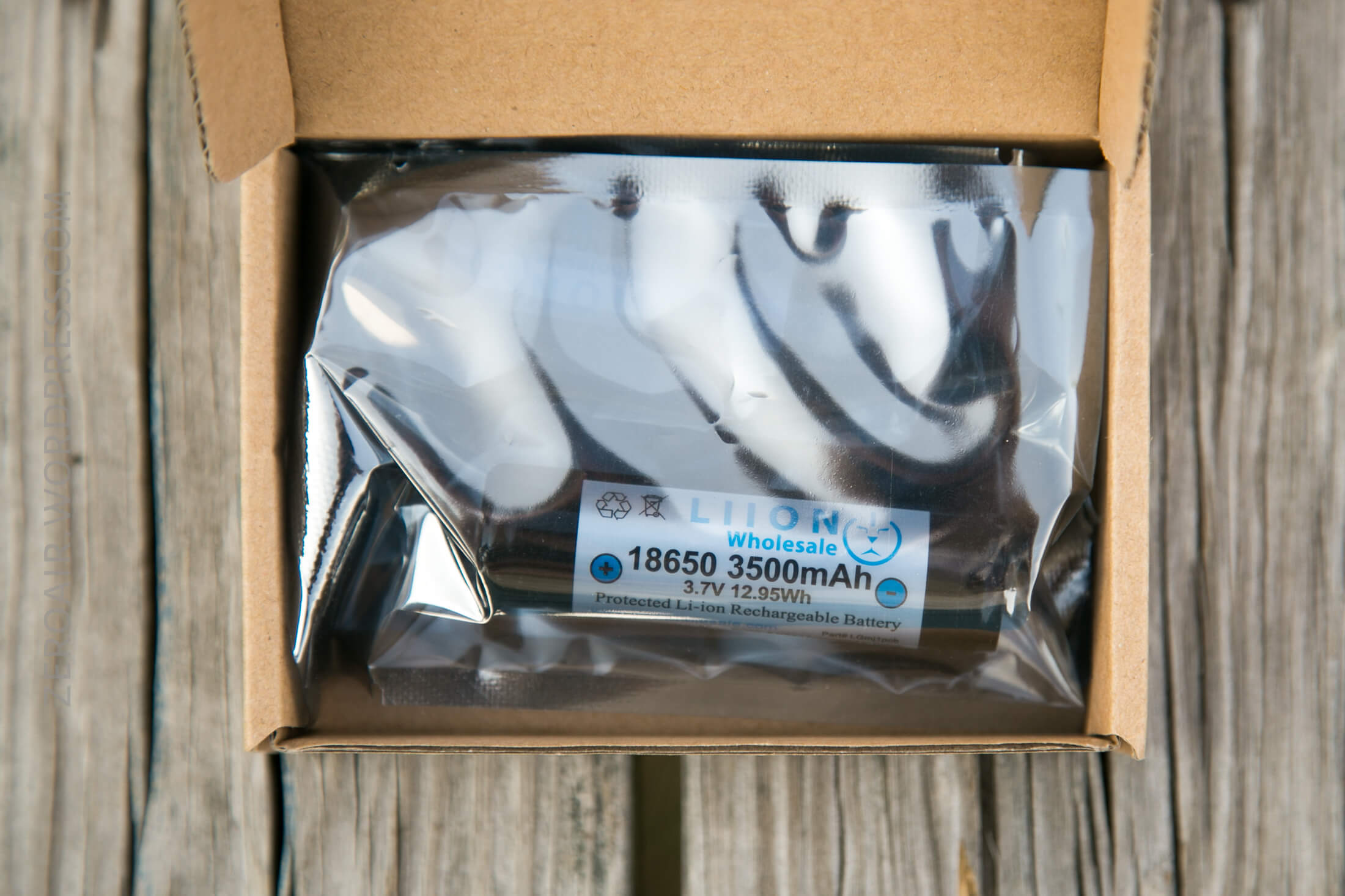 ZeroAir_LiIonWholesale_Protected_MJ1_18650-03.jpg