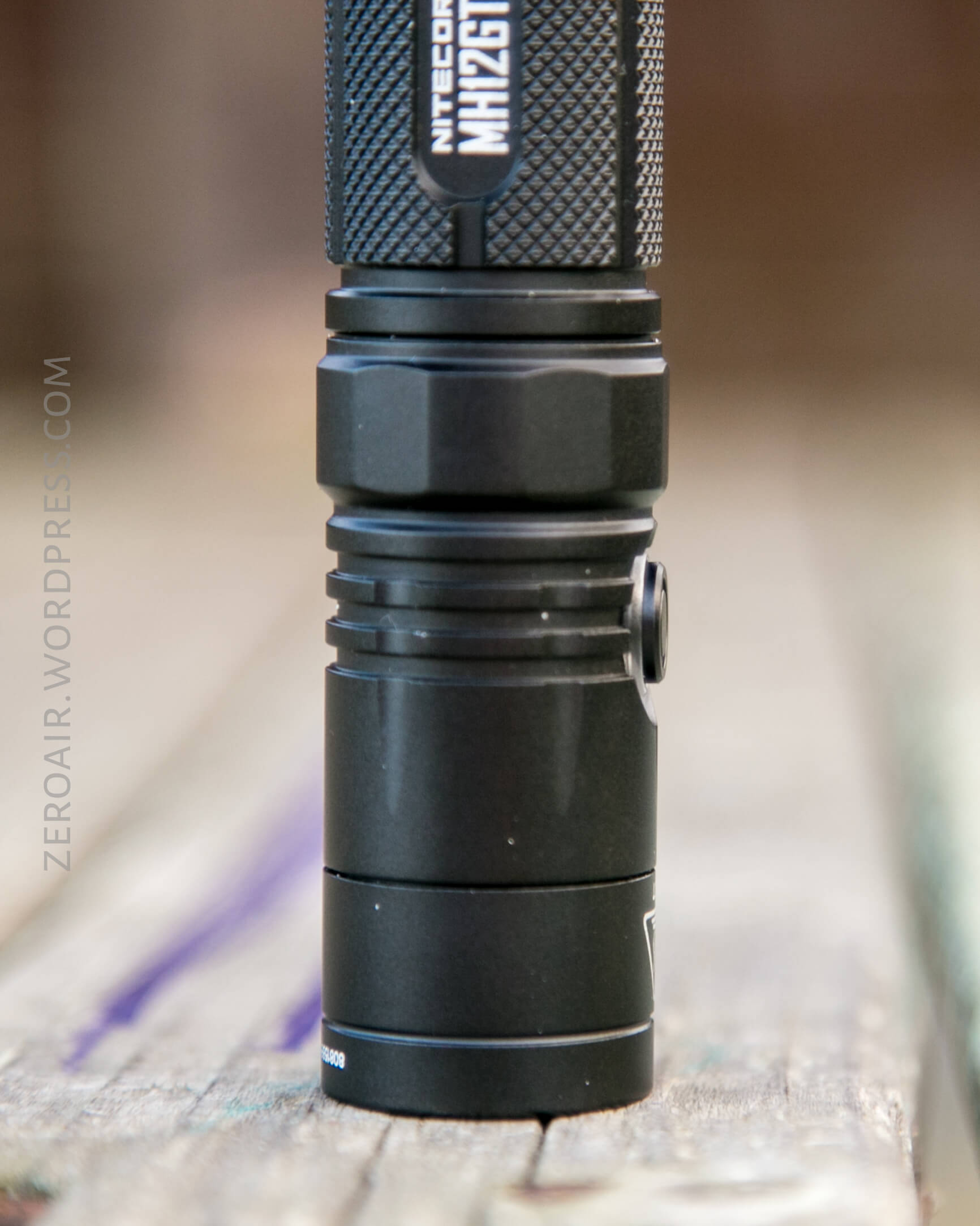 28_zeroair_reviews_nitecore_mh12gts.jpg