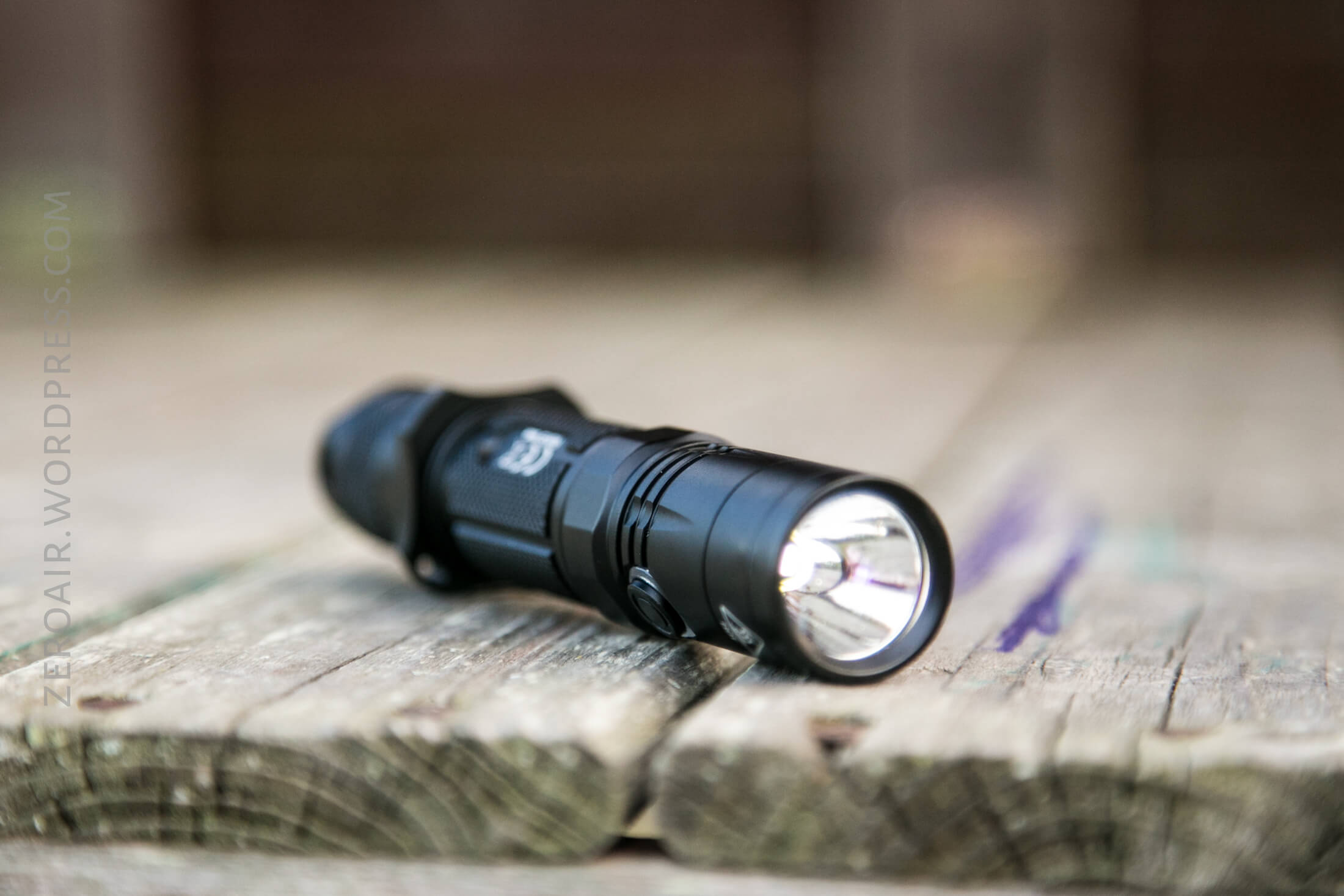 40_zeroair_reviews_nitecore_mh12gts.jpg