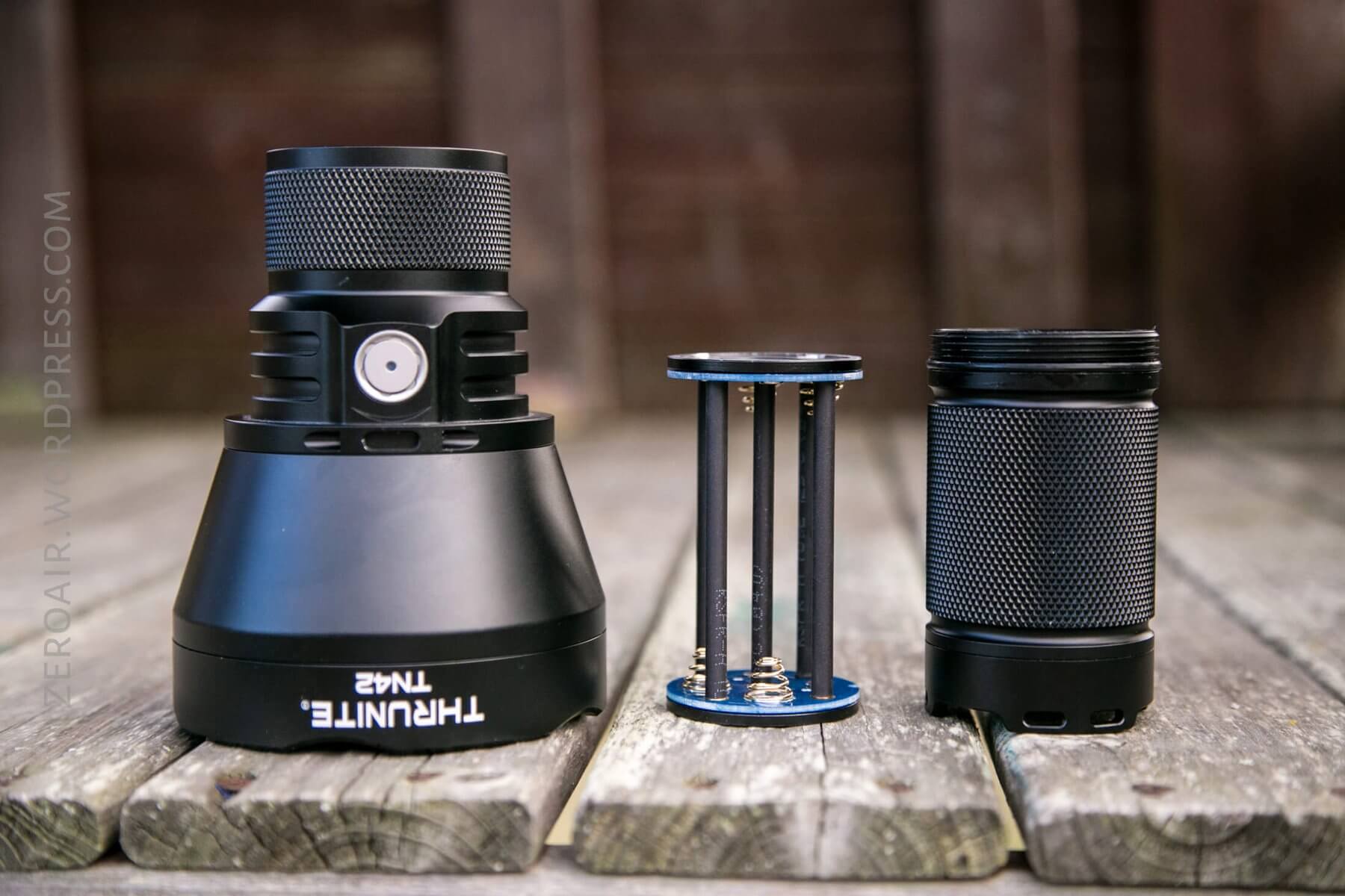 Zeroair Reviews Thrunite Tn42