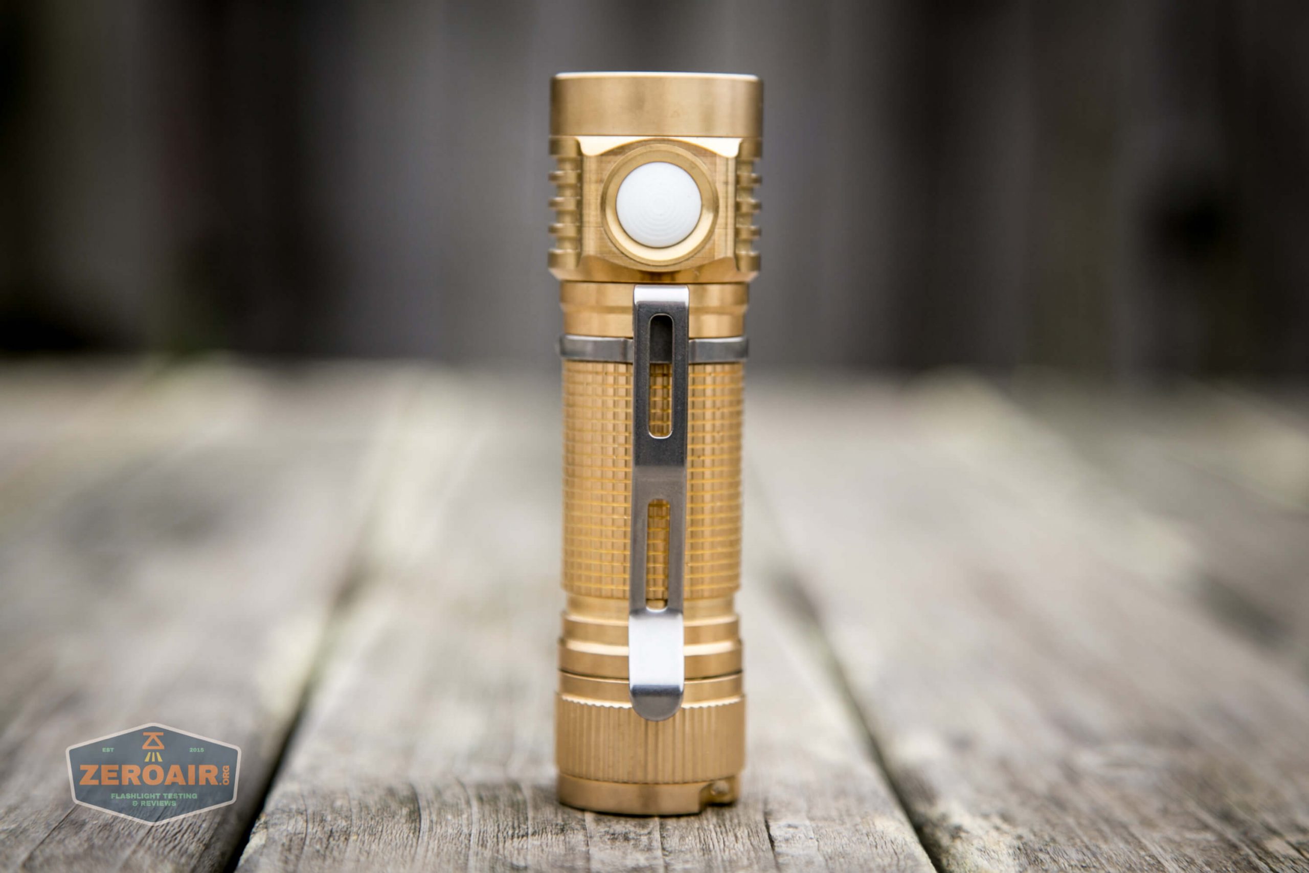 ライト・ランタン Emisar D4V2 Copper Nichia E21A Emisar D4V2 Brass with E21A Emitters Flashlight – the Best Light