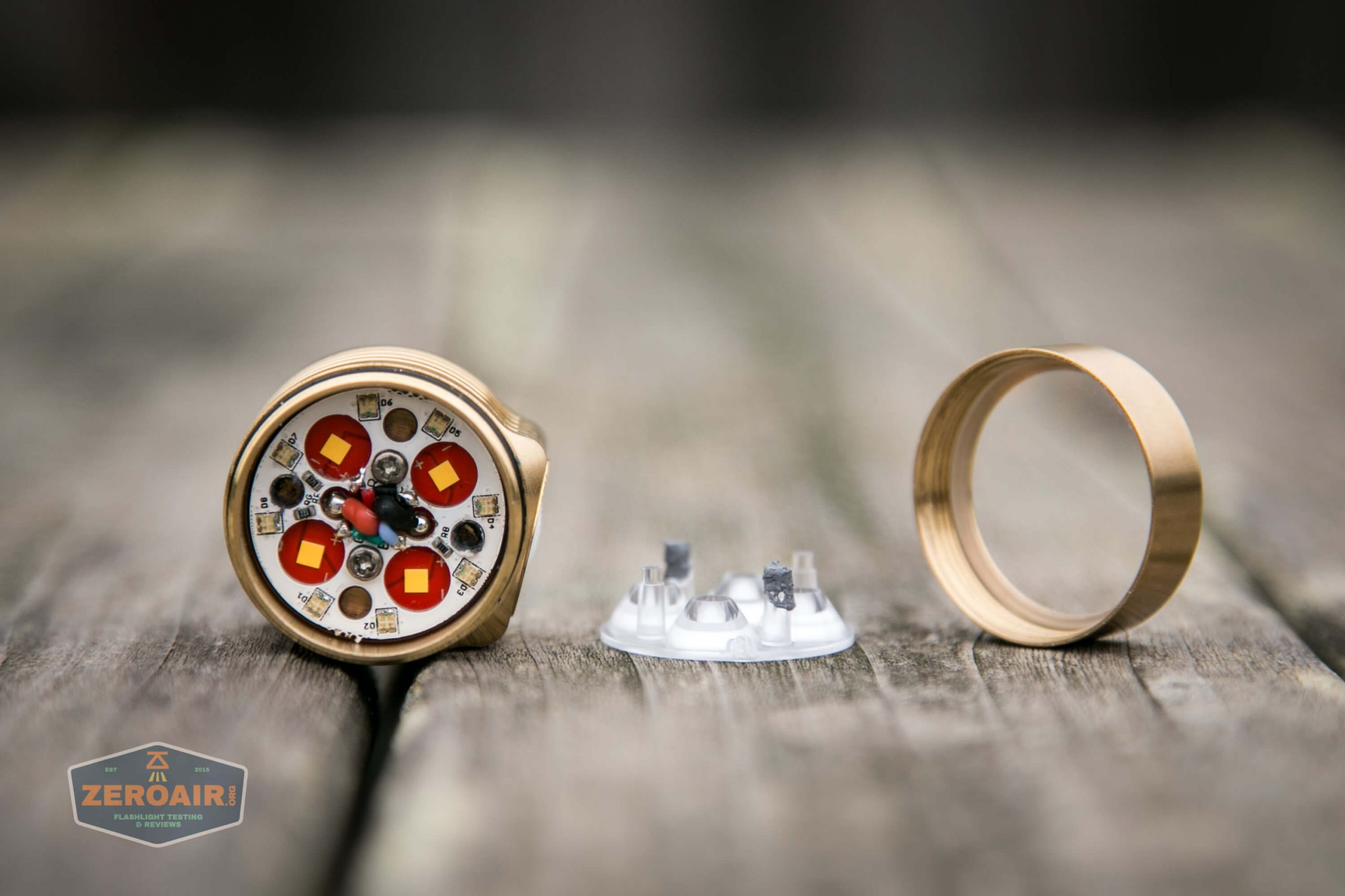 Emisar D4V2 Brass with E21A Emitters Flashlight – the Best Light