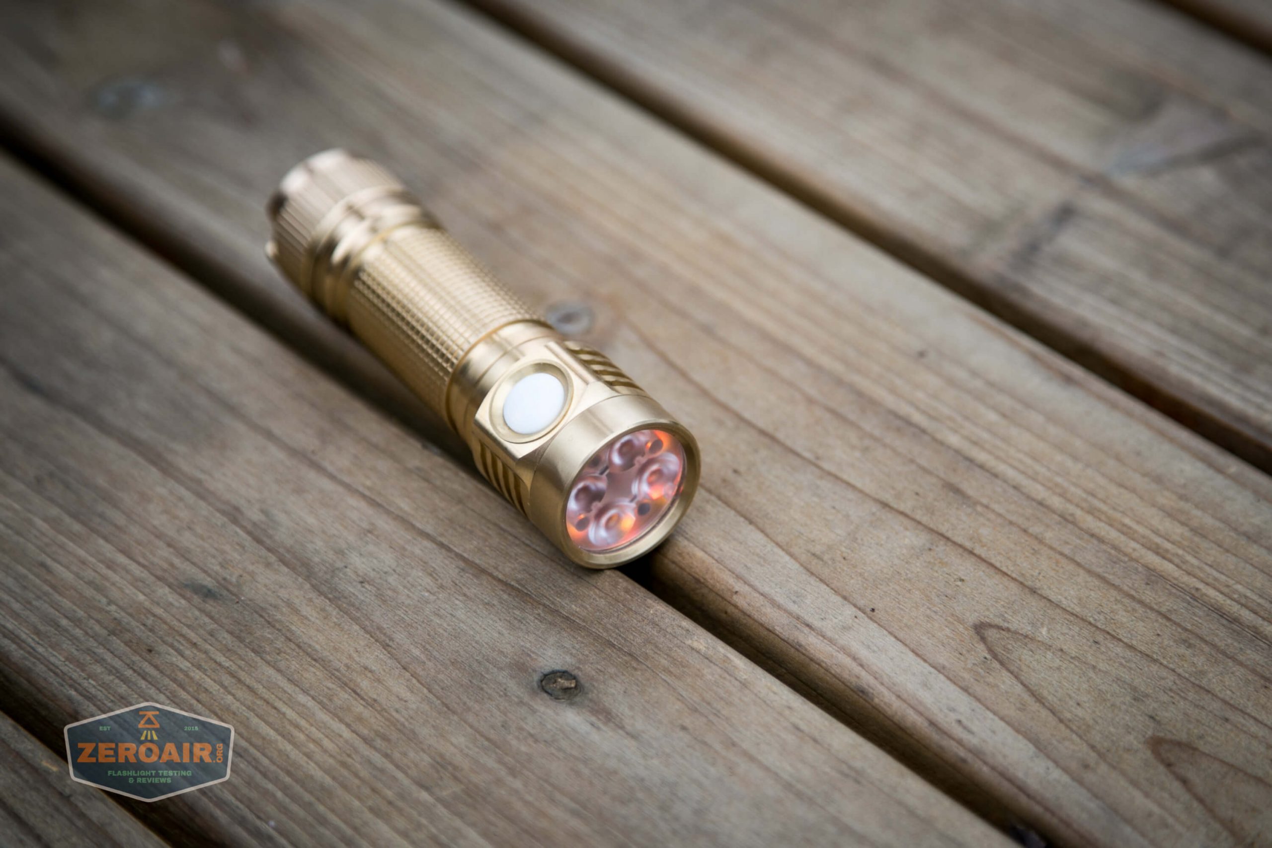 Emisar D4V2 Brass with E21A Emitters Flashlight – the Best Light