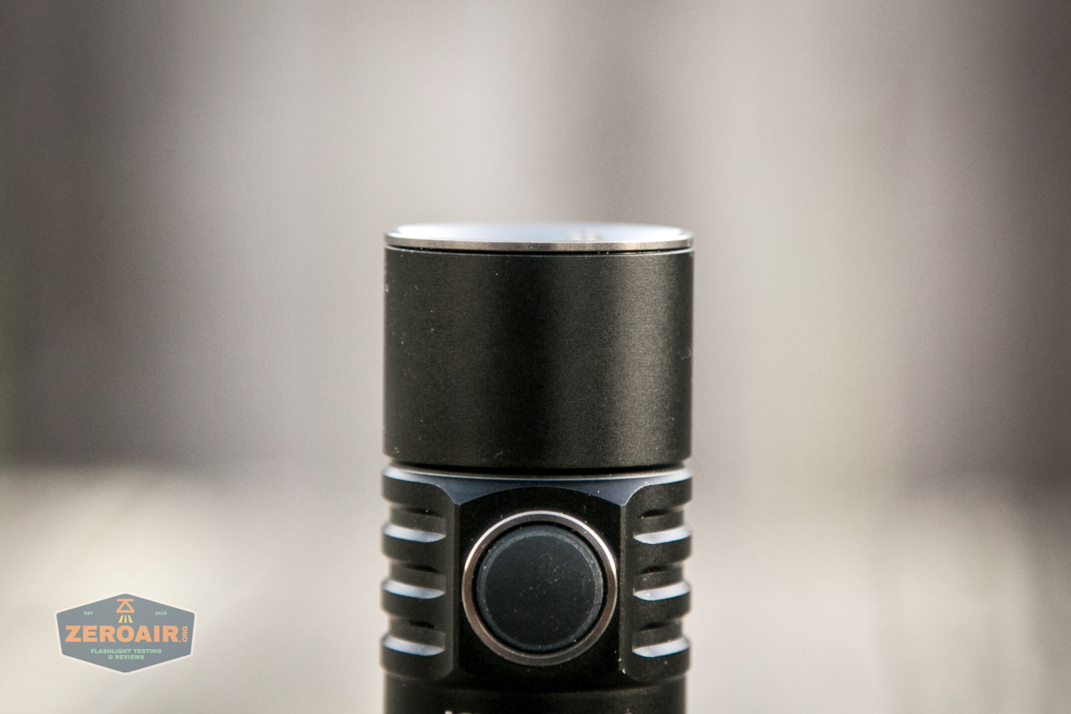 klarus g25 21700 cree xhp70.2 flashlight bezel