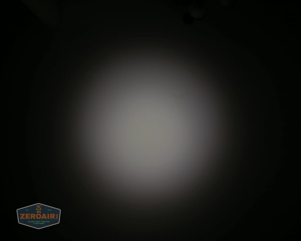 acebeam h17 nichia 18350 beamshot ceiling medium1