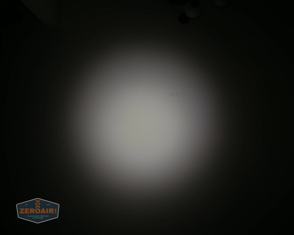 acebeam h17 nichia 18350 beamshot ceiling medium2