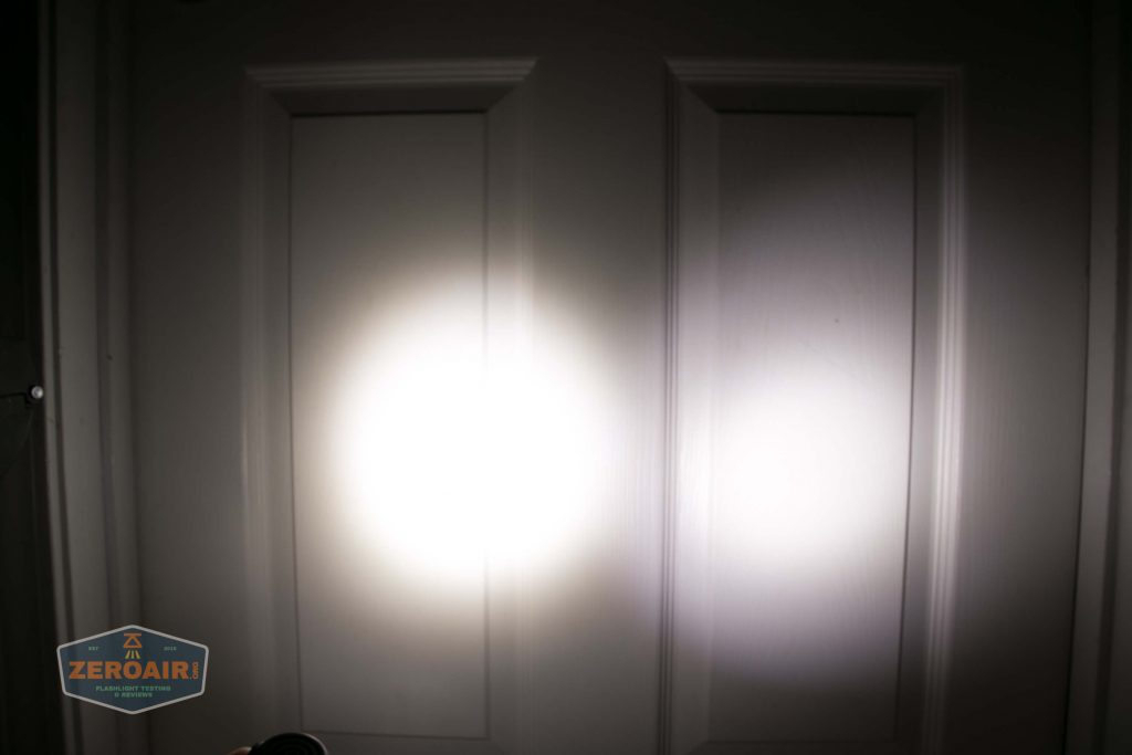 acebeam h17 nichia 18350 beamshot door medium1