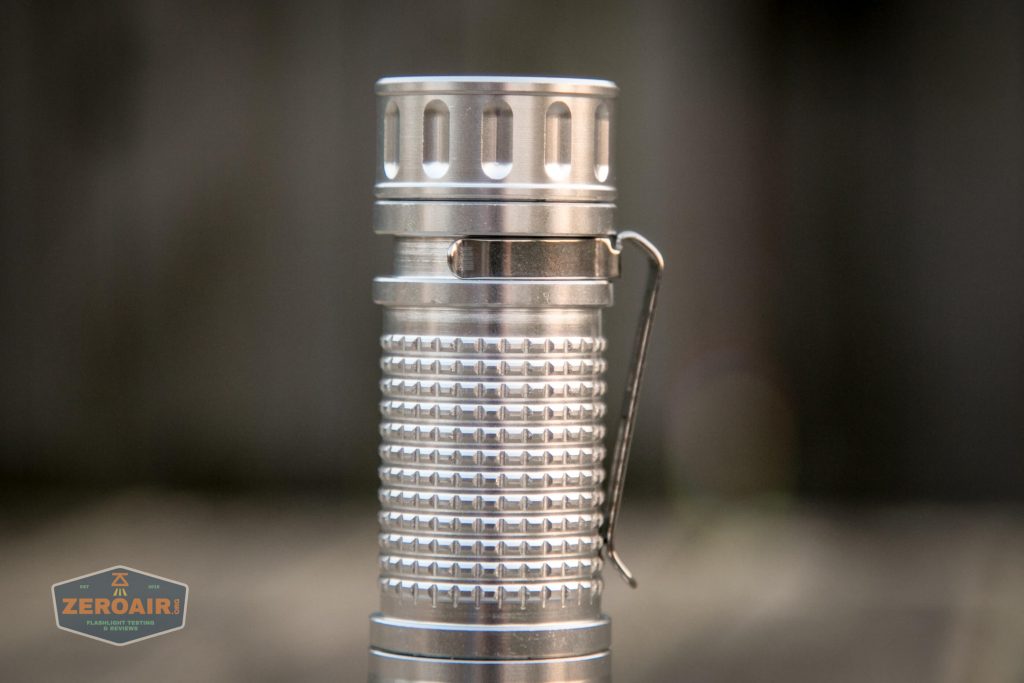 fireflylite e01 luminus sst-40 21700 pocket clip attached