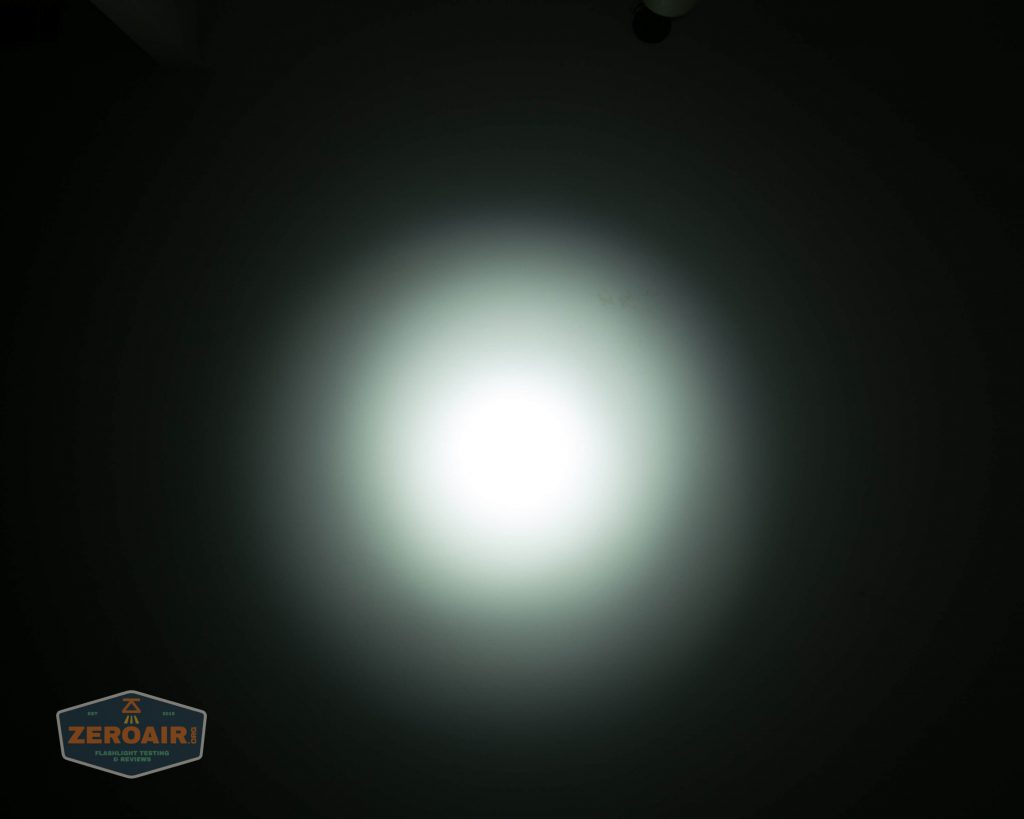 fireflylite e01 luminus sst-40 21700 beamshot ceiling 5