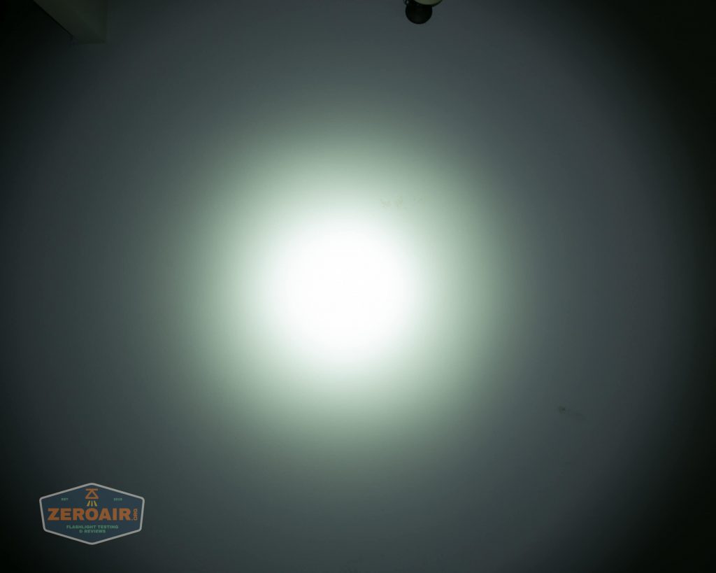 thrunite tt20 the outsider red 21700 flashlight beamshots ceiling 6