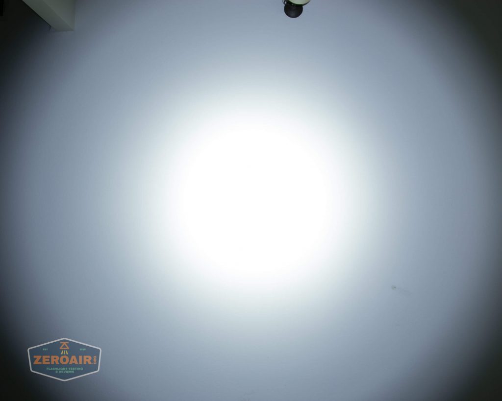 thrunite tt20 the outsider red 21700 flashlight beamshots ceiling 8