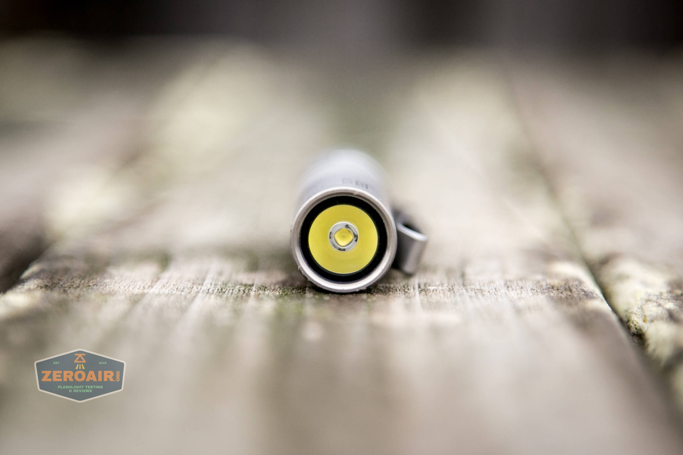 olight i3t eos titanium aaa flashlight emitter