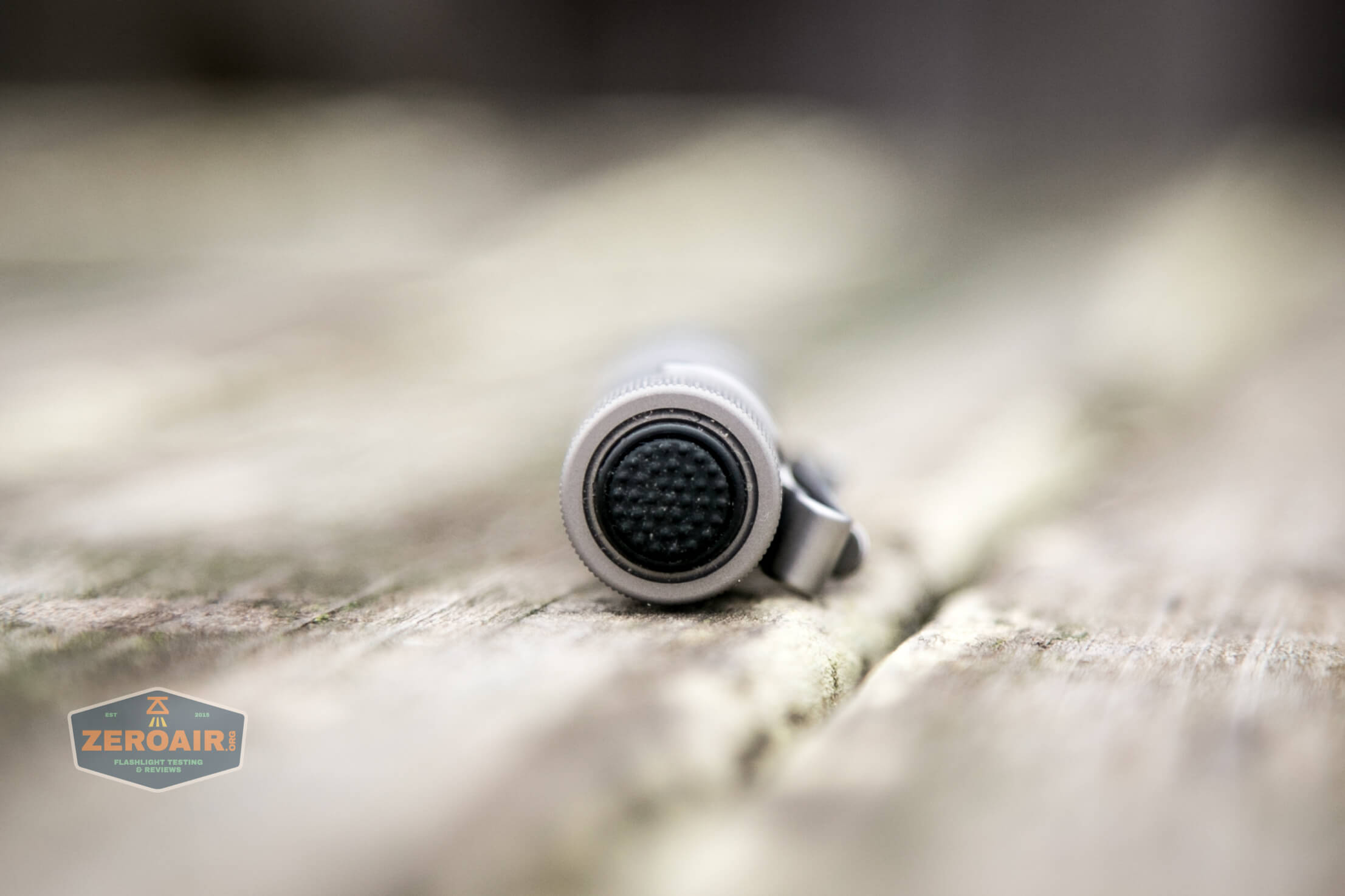 olight i3t eos titanium aaa flashlight forward clicky switch
