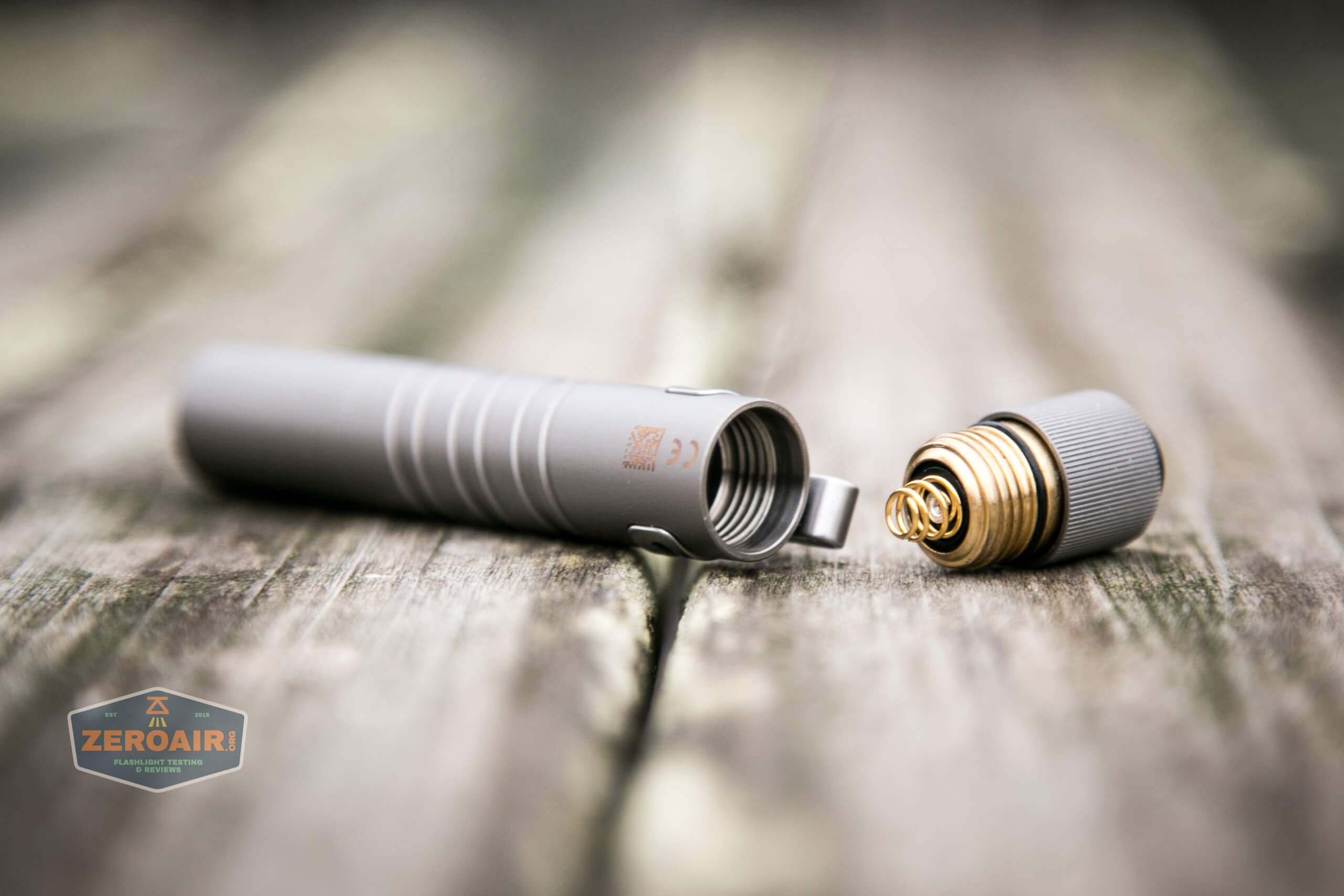 olight i3t eos titanium aaa flashlight tailcap removed