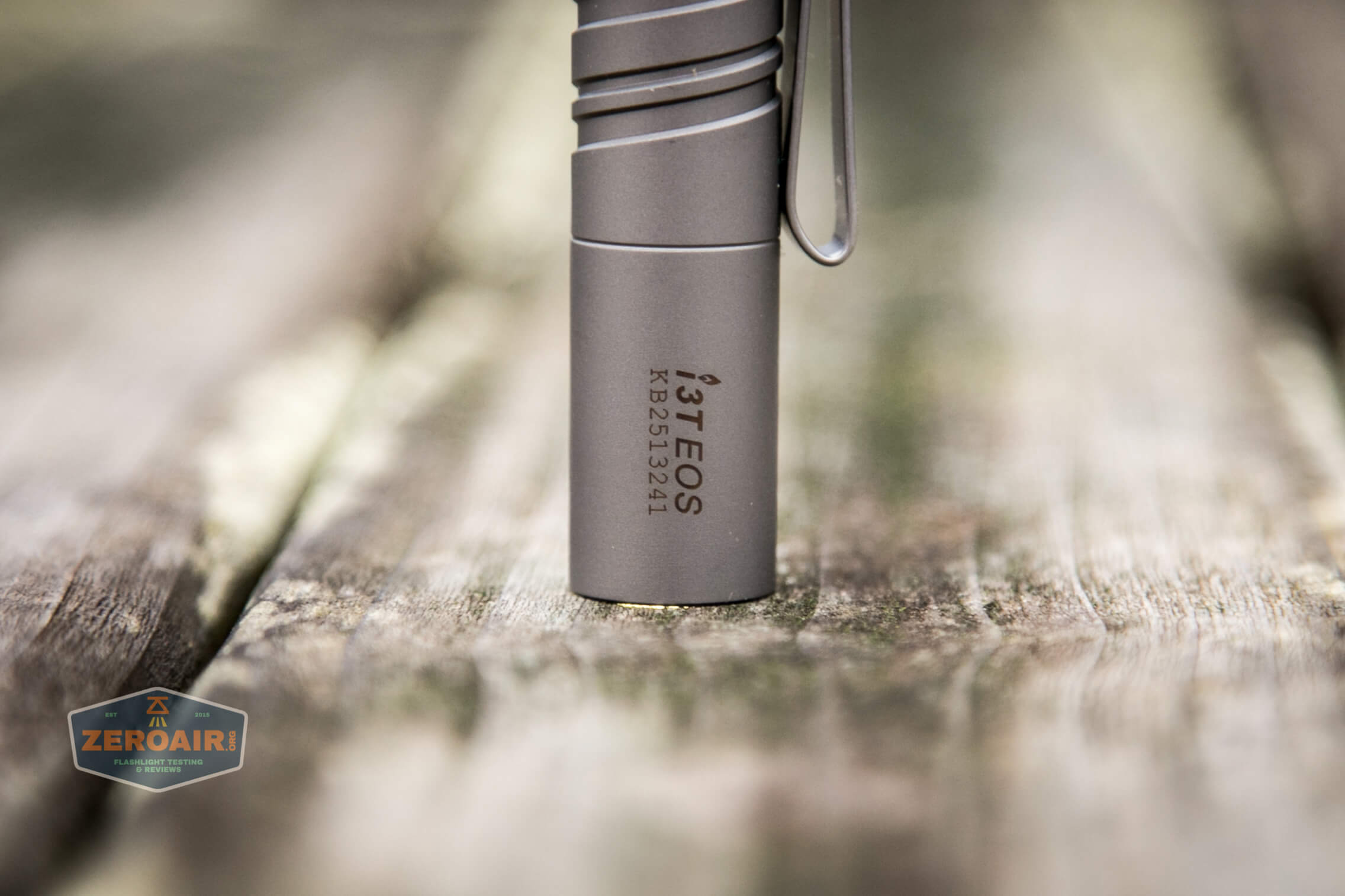 olight i3t eos titanium aaa flashlight smooth bezel