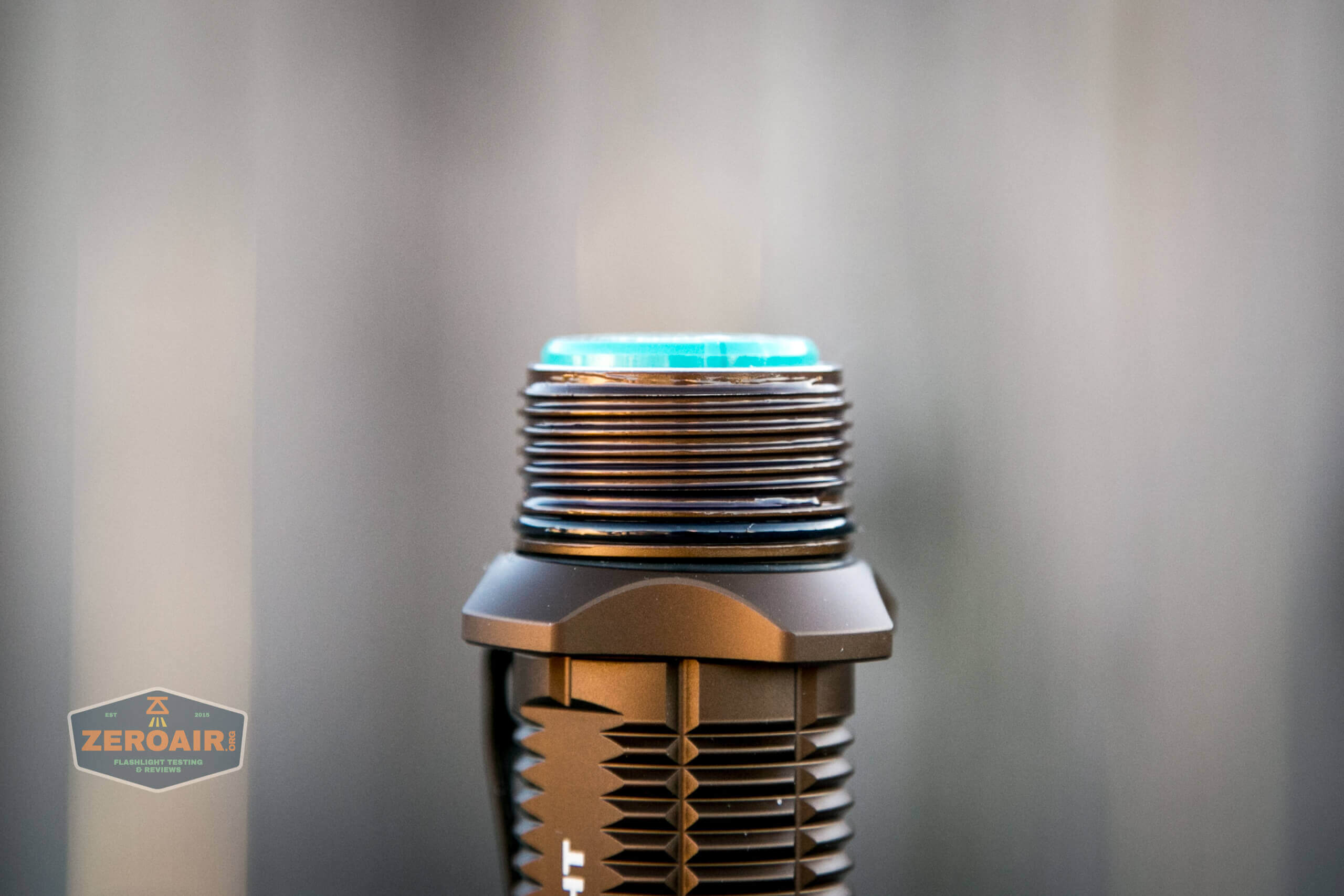 olight warrior x turbo desert tan flashlight threads and cell