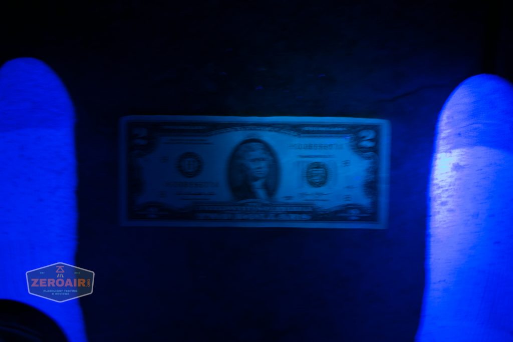 convoy s2+ uv flashlight beamshot random items