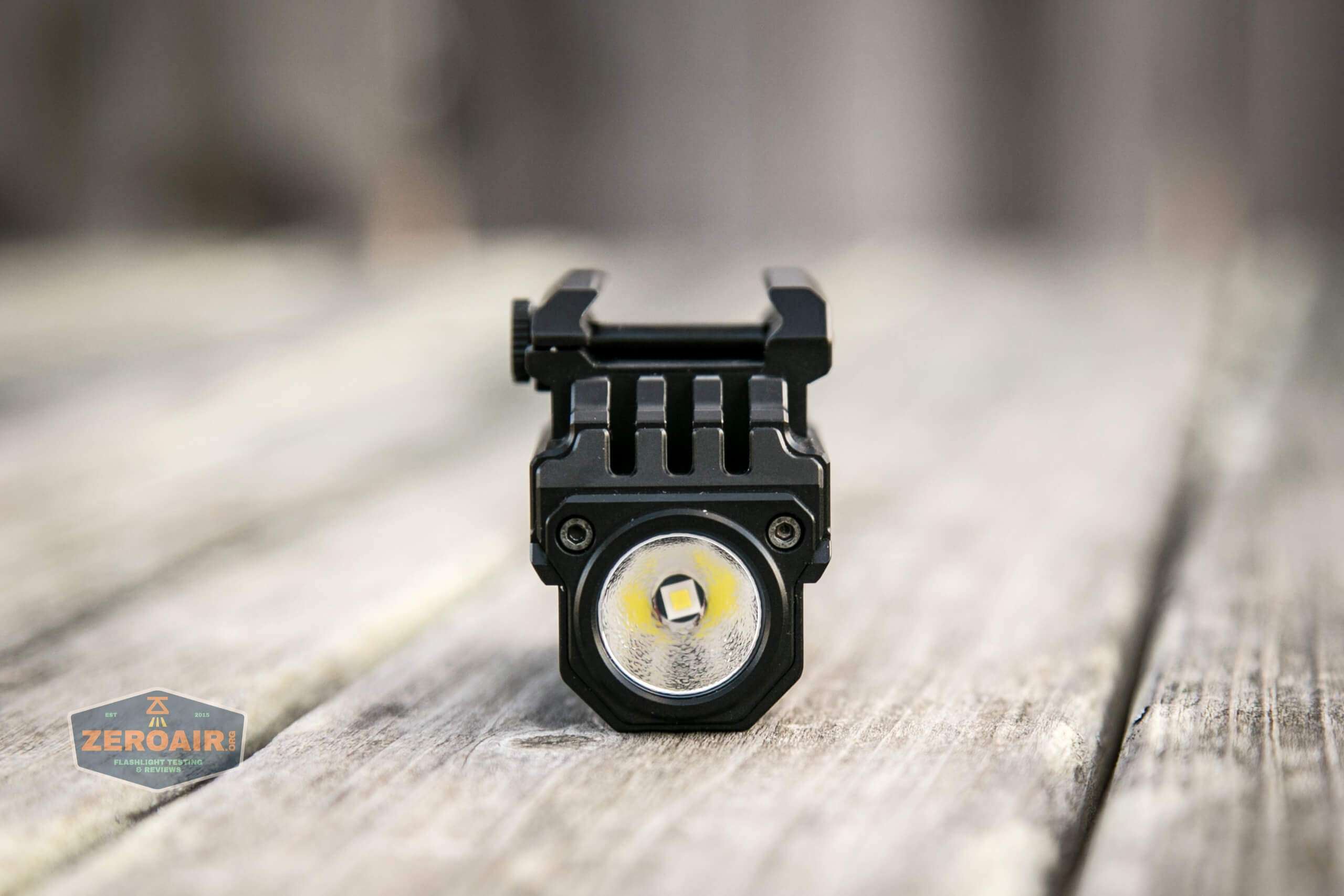 imalent ut10 tactical weapon flashlight emitter