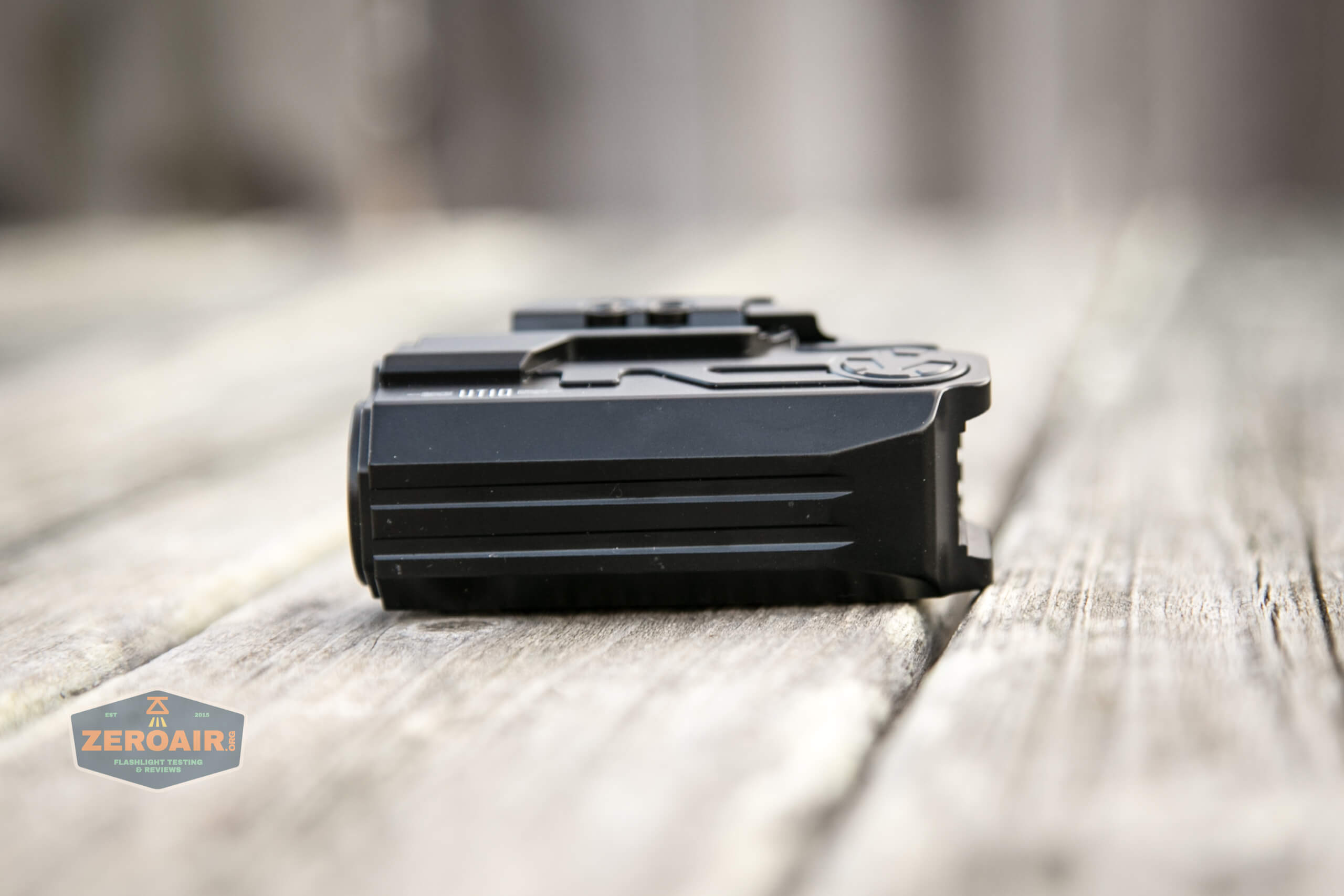 imalent ut10 tactical weapon flashlight exposed bottom