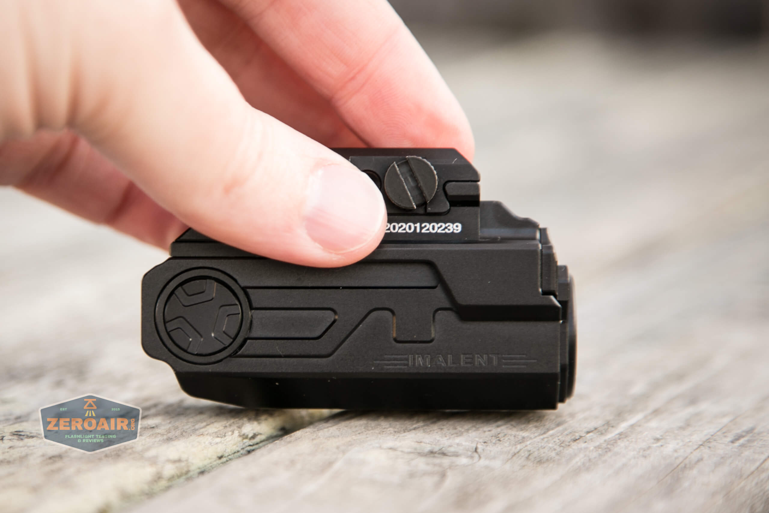 imalent ut10 tactical weapon flashlight side
