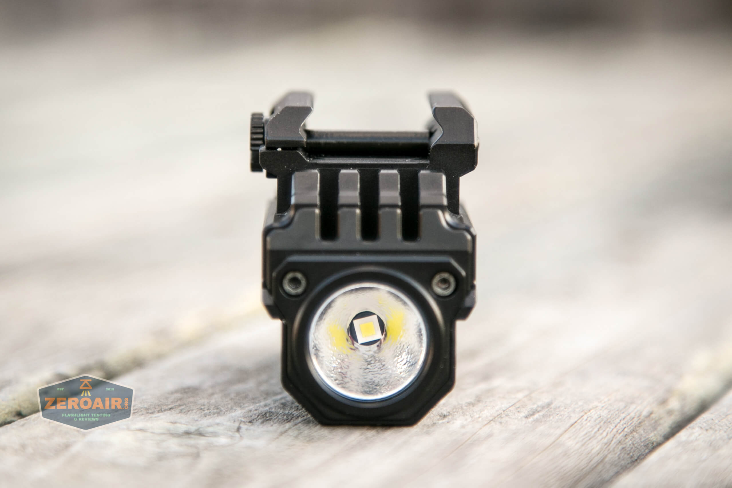 imalent ut10 tactical weapon flashlight picatinny grabber