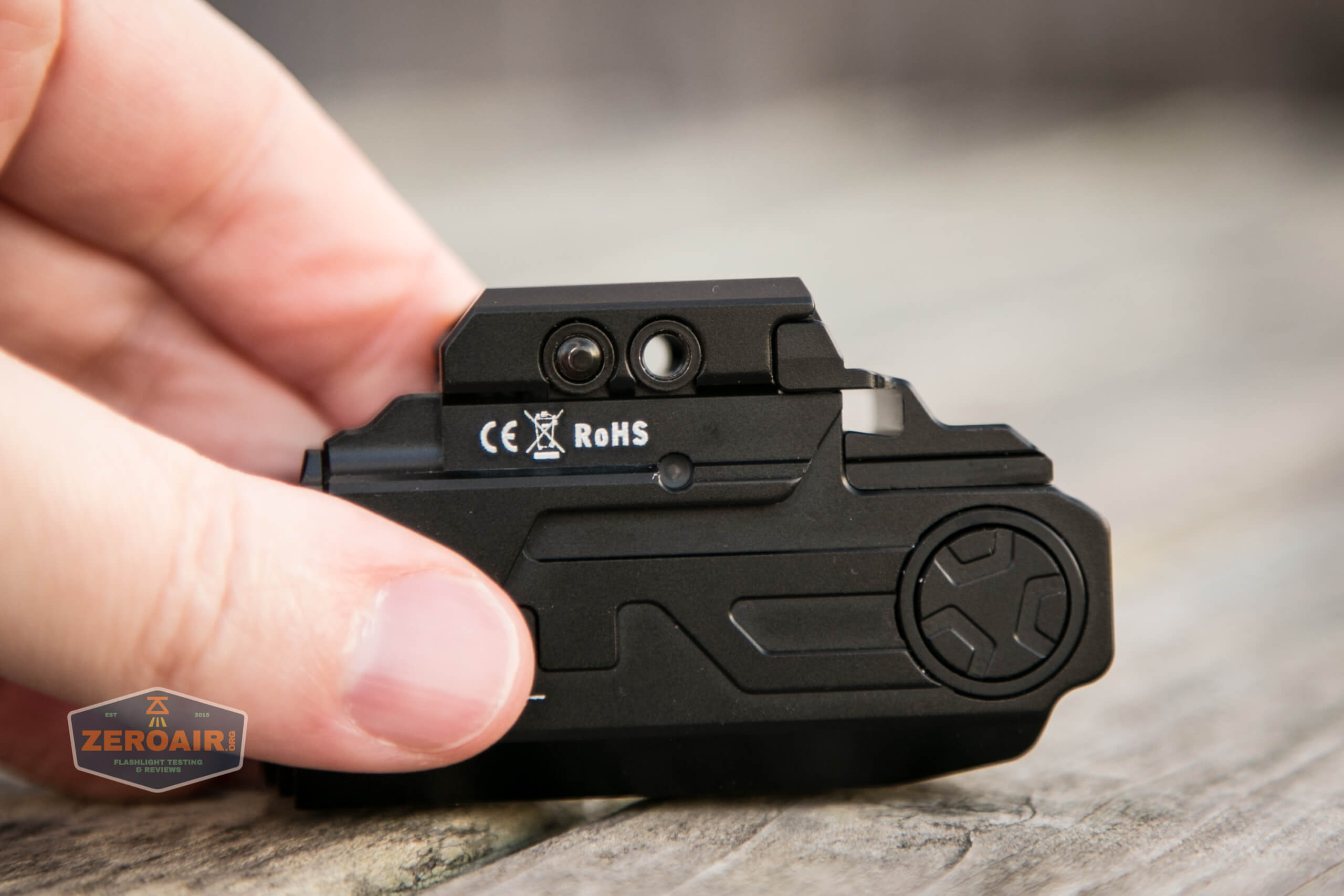 imalent ut10 tactical weapon flashlight two holes for mount