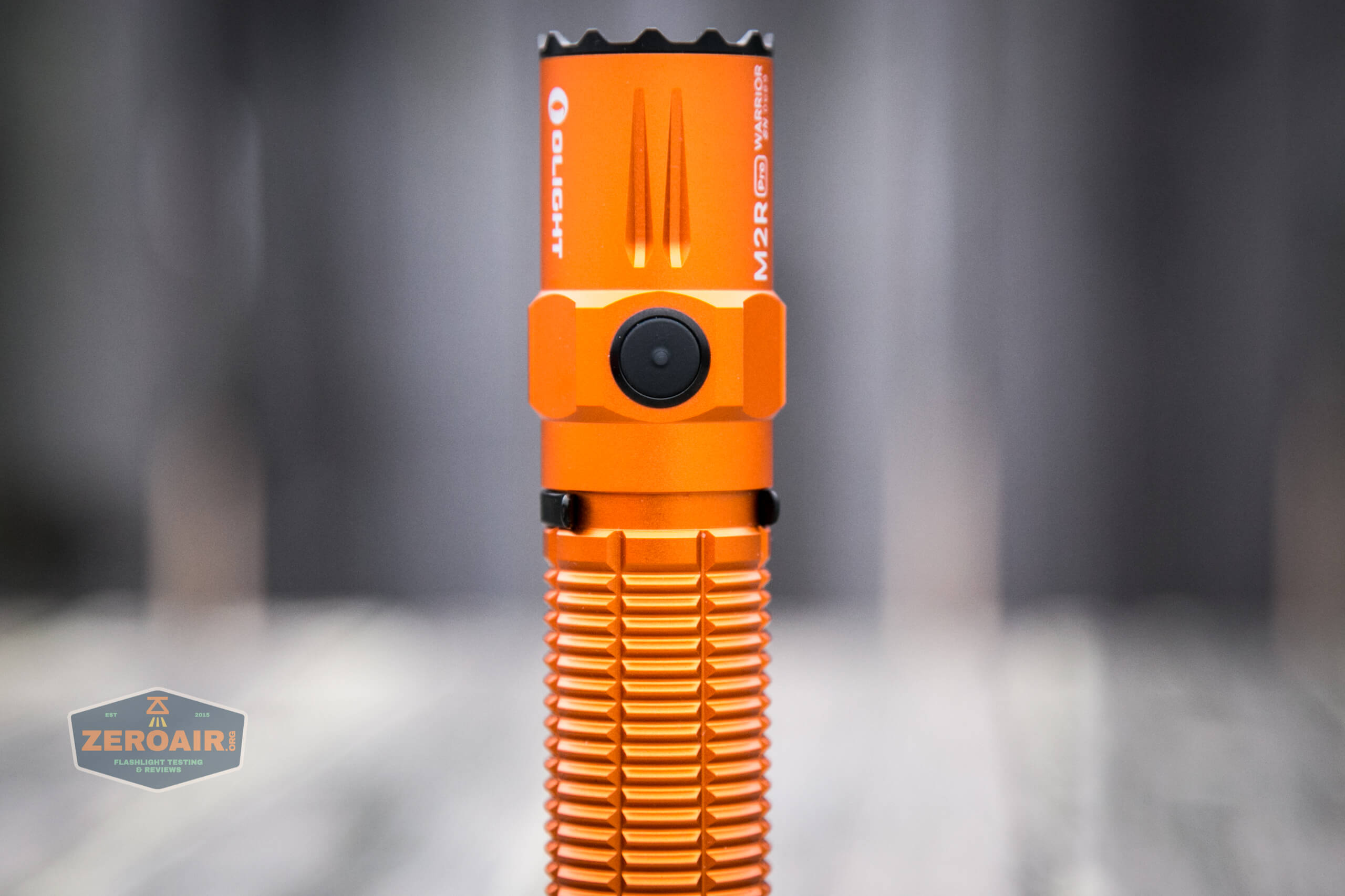 Olight M2R Pro Warrior Orange pocket clip hug