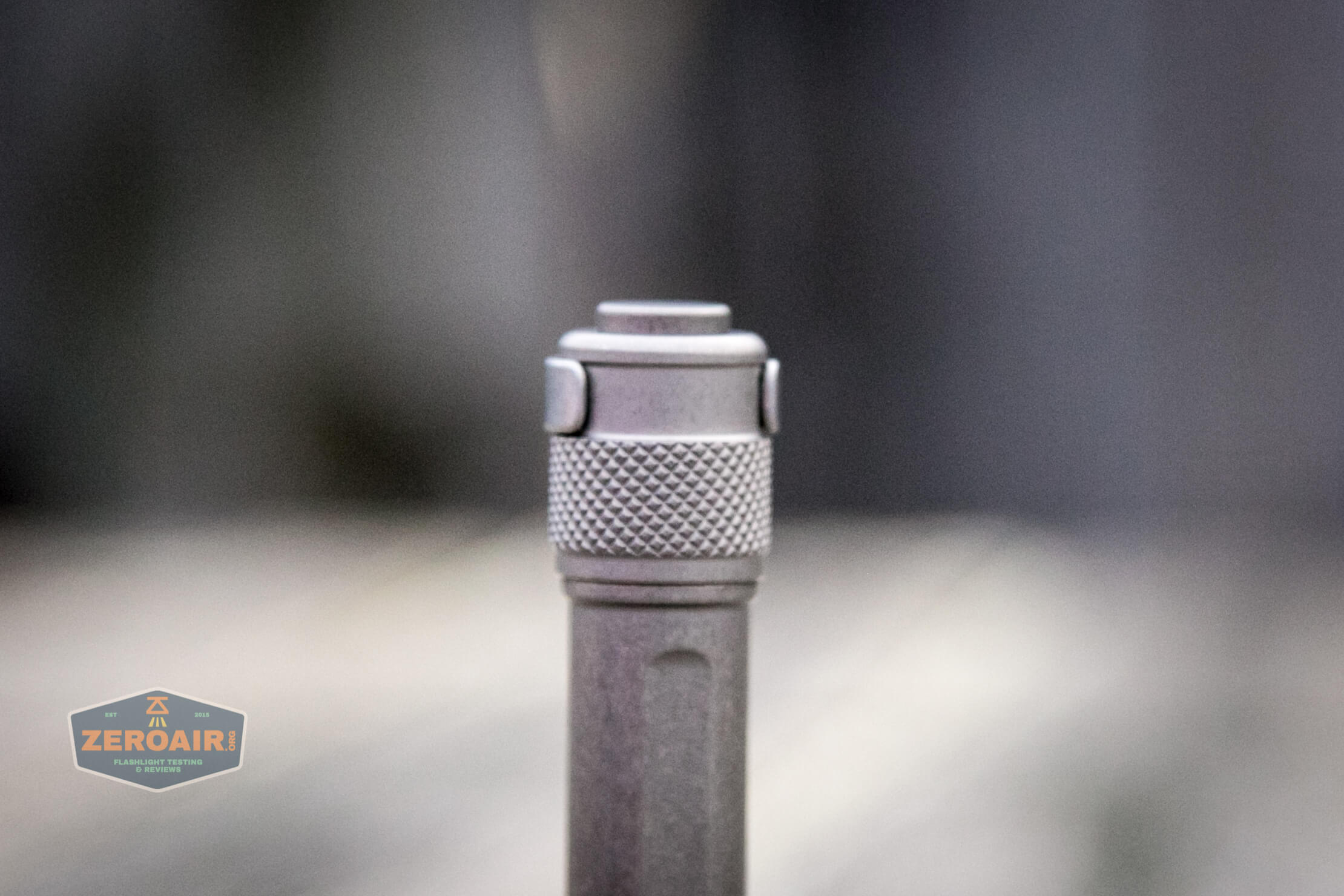 Seeknite SK03 knurling on tailcap