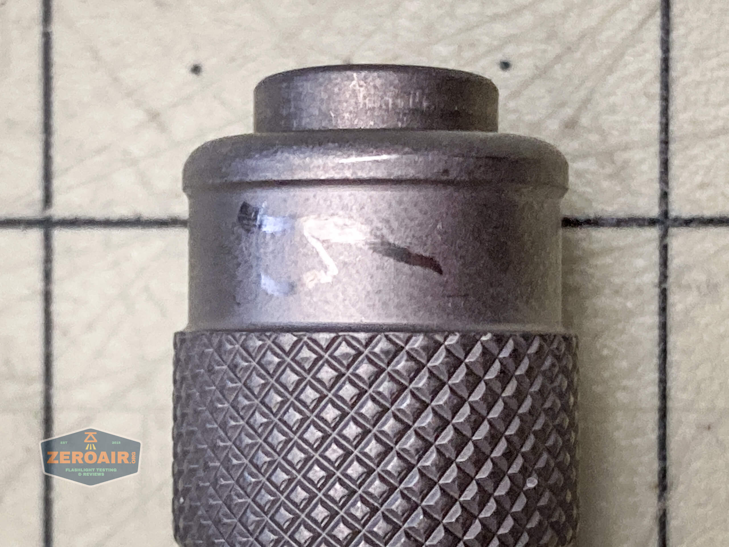 Seeknite SK03 titanium marks from clip