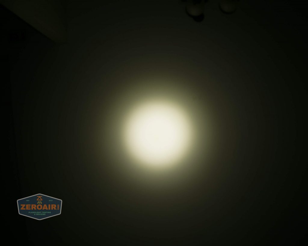 Olight m2r pro warrior beamshot ceiling 4
