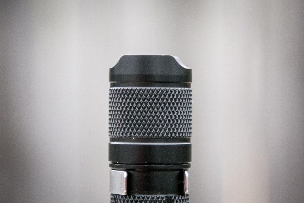 sofirn sp31uv ultraviolet 18650 flashlight tail cap lanyard holes