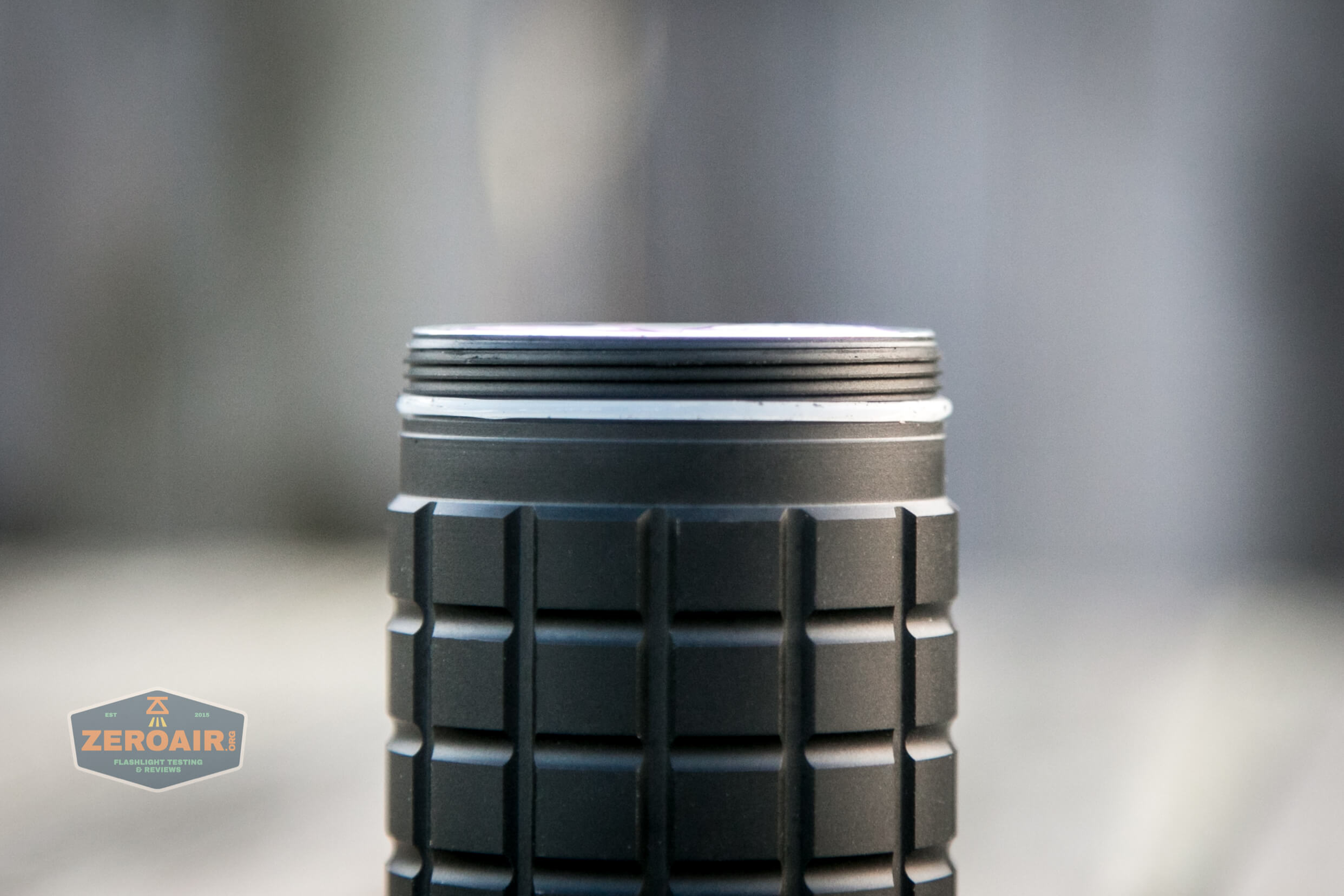 threads on cell tube