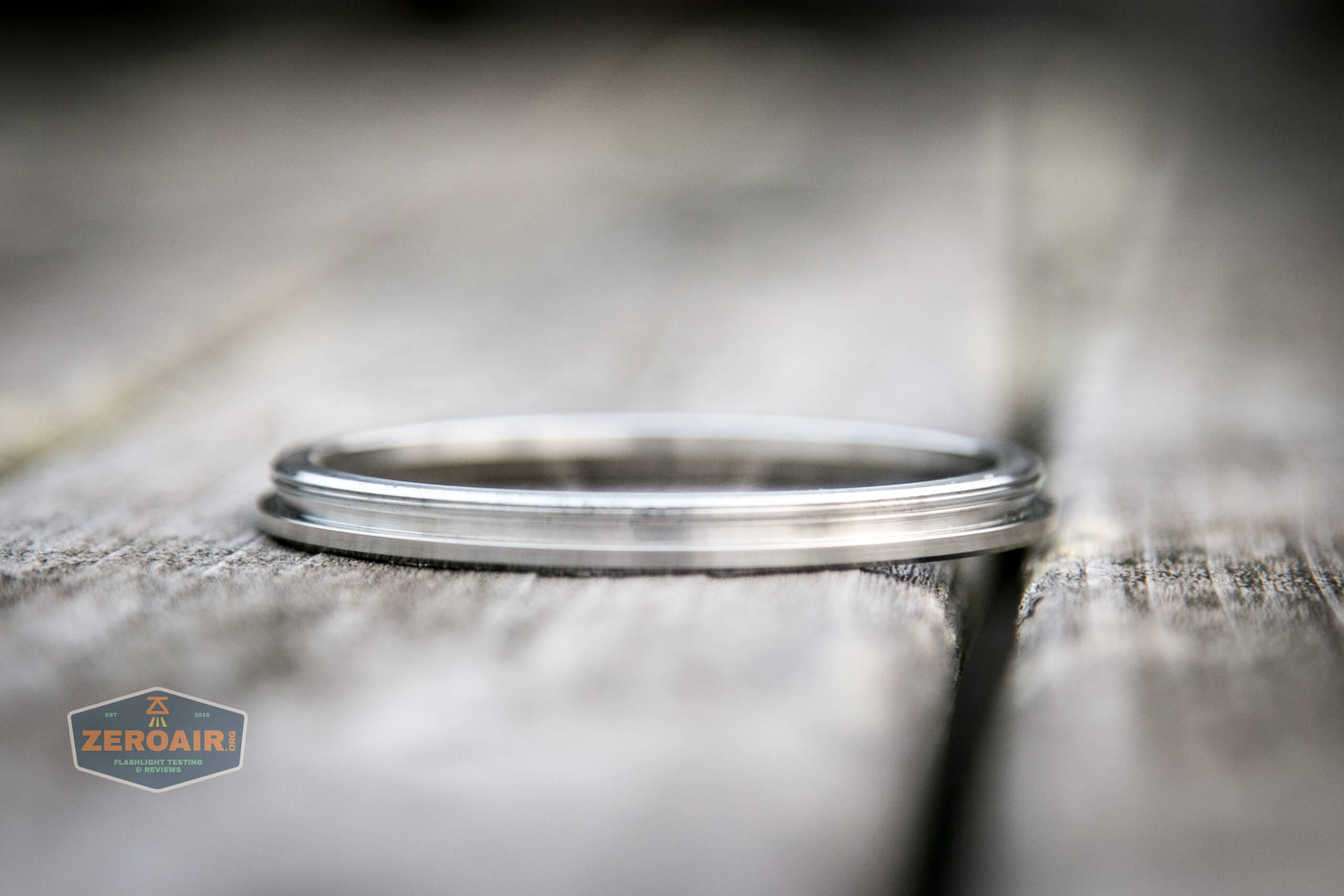 bezel threads