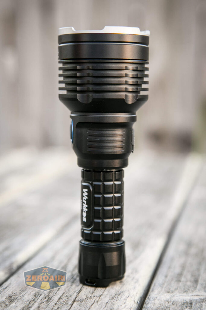 tailstanding showing all sides