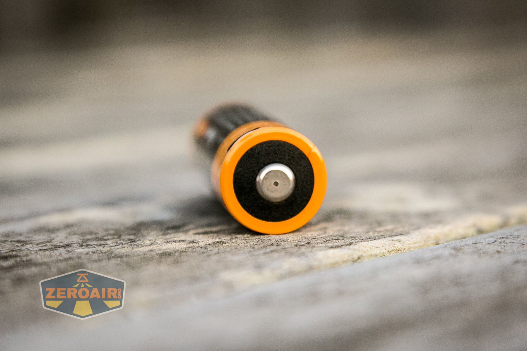 included 21700 charge indicator