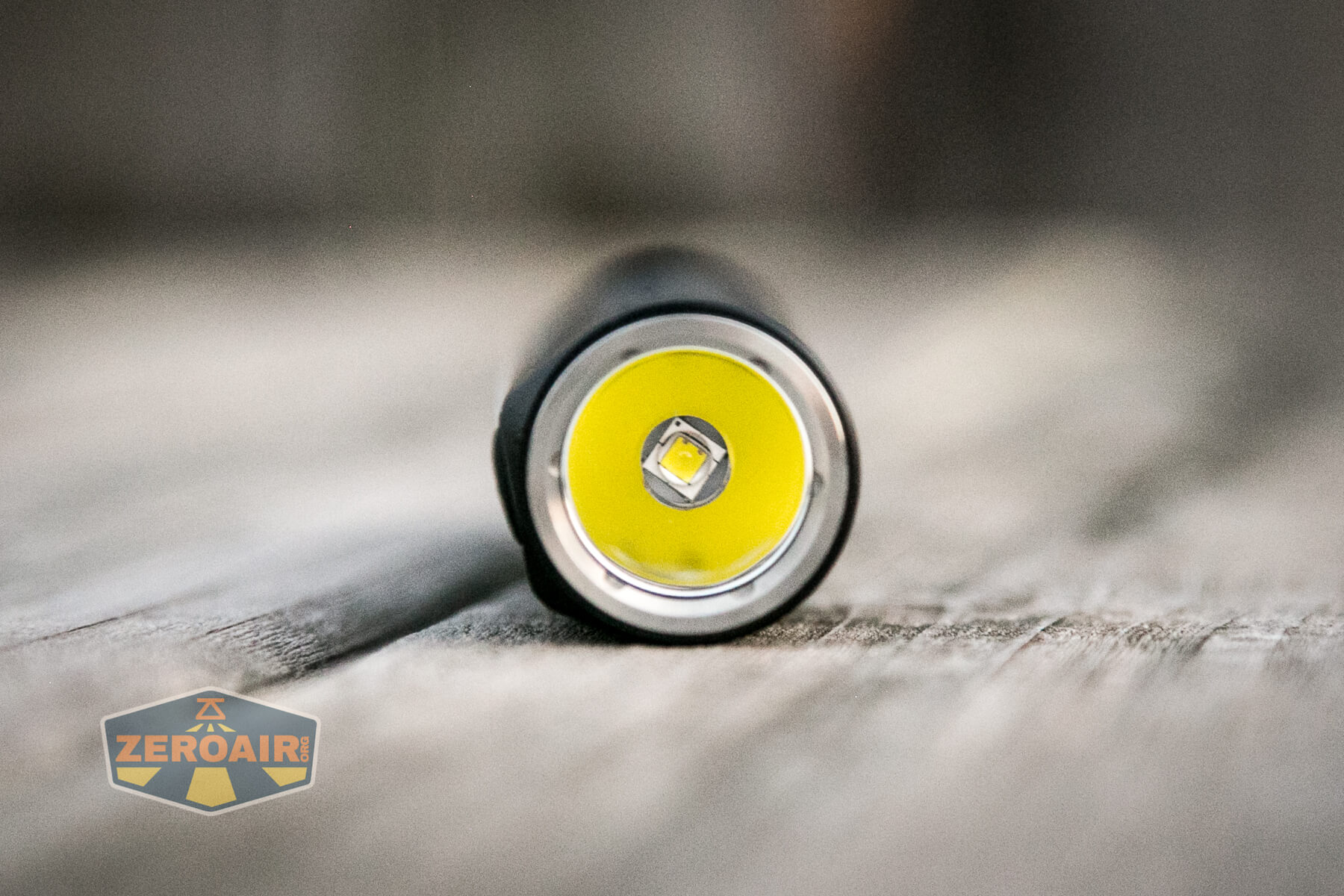 Lumintop E21C Flashlight front emitter