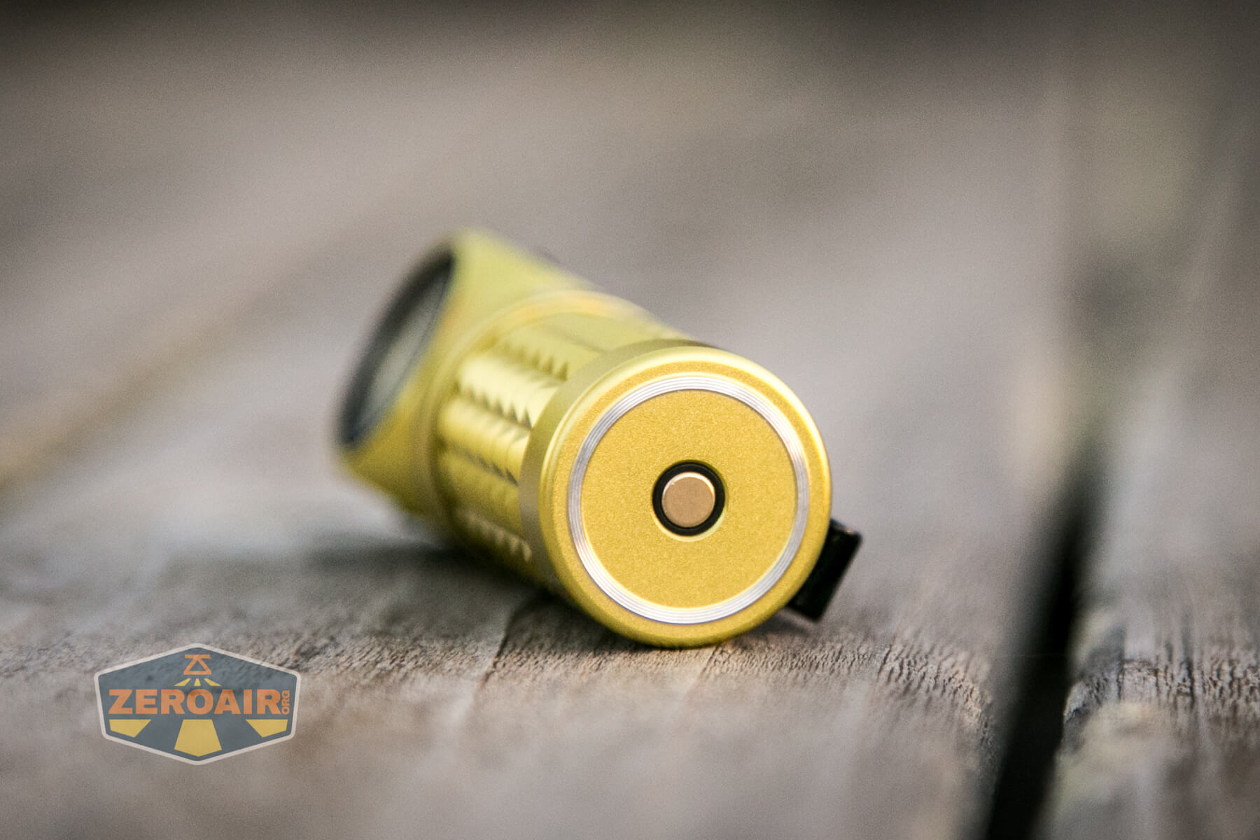 Olight Perun Mini Kit Headlight charge base