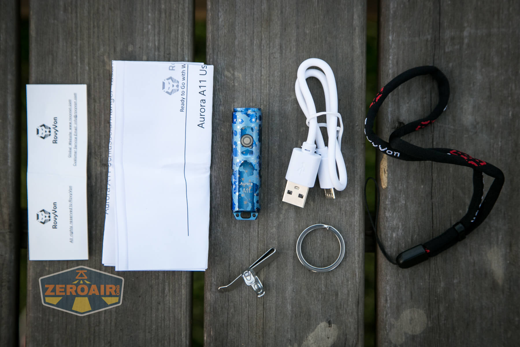 RovyVon Aurora A11 Titanium Flashlight what's included