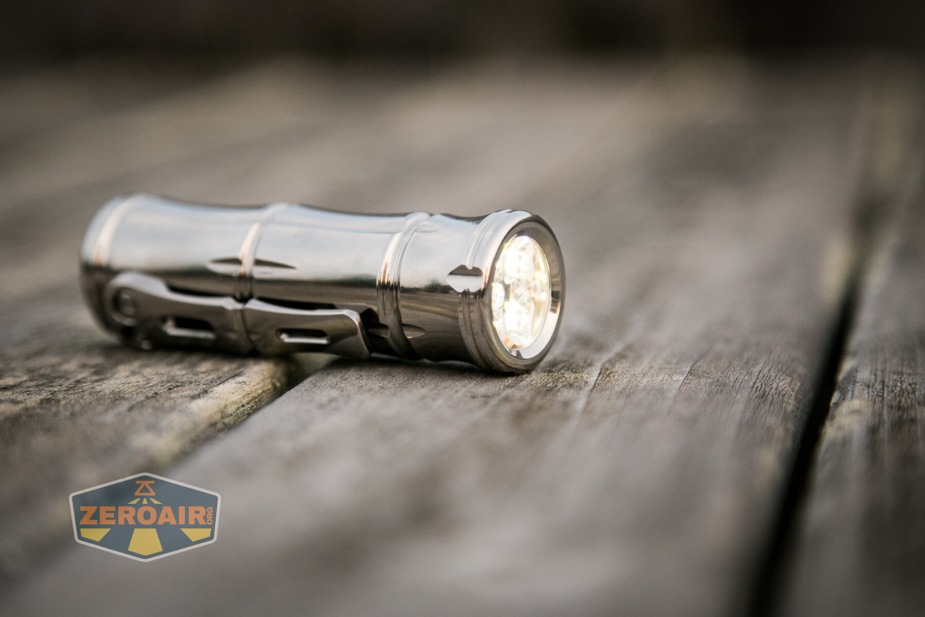 WWLZ Bamboo Small 18350 flashlight emitters on low