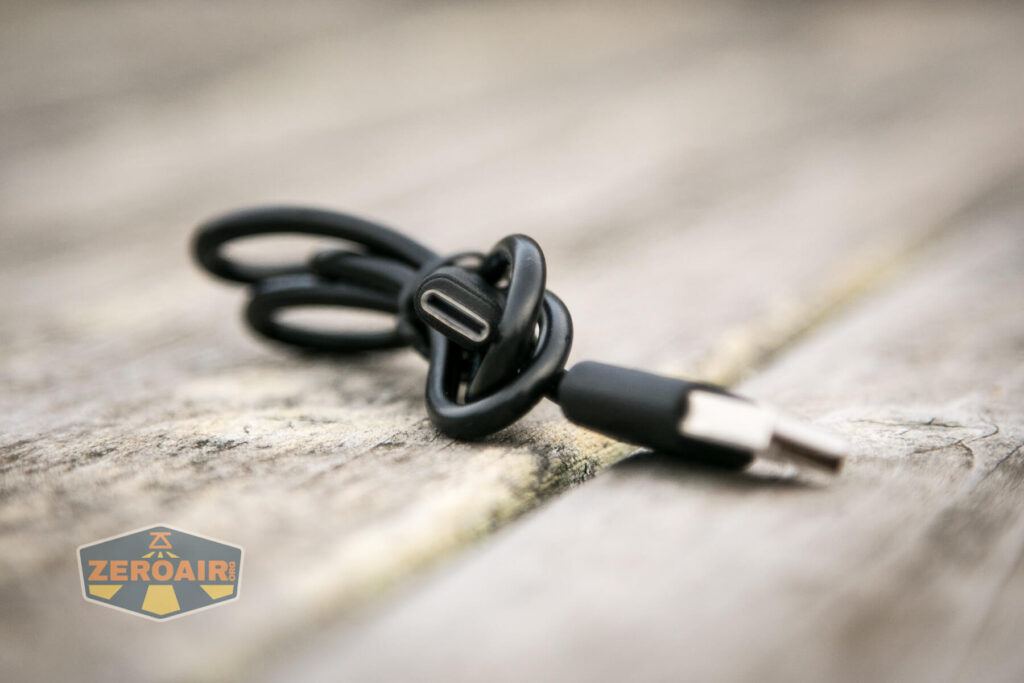 Nicron B70 Flashlight charge cable