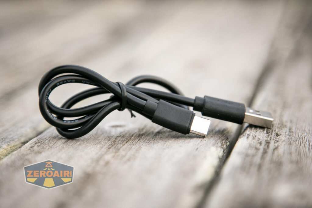 Nicron B70 Plus Flashlight usb-c charge cable