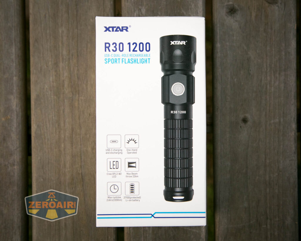 XTAR R30 1200 Flashlight box